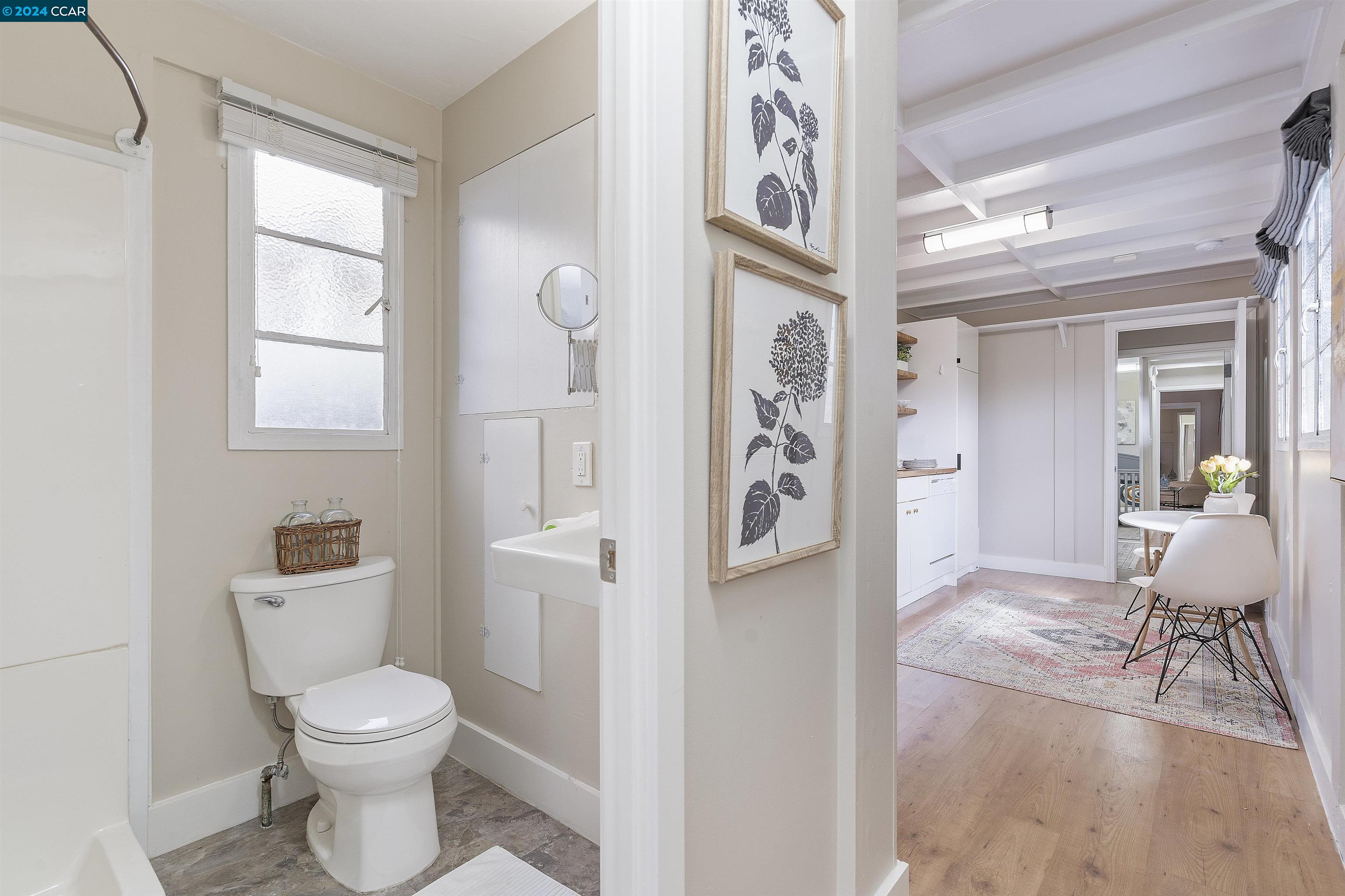 Detail Gallery Image 15 of 28 For 1349 Neilson St, Berkeley,  CA 94702 - 2 Beds | 2 Baths
