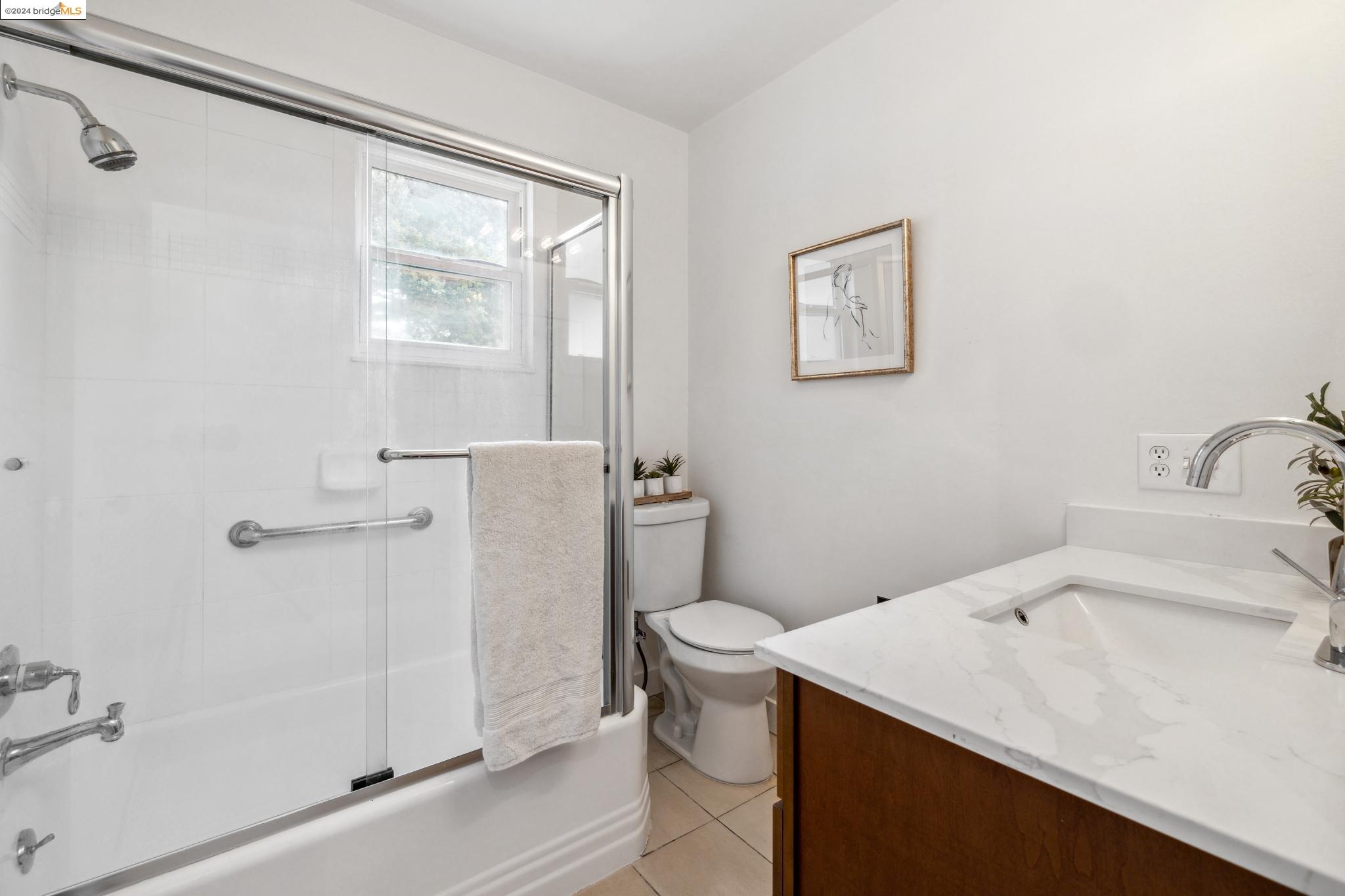 Detail Gallery Image 20 of 45 For 795 Vincente Ave, Berkeley,  CA 94707 - 2 Beds | 1 Baths
