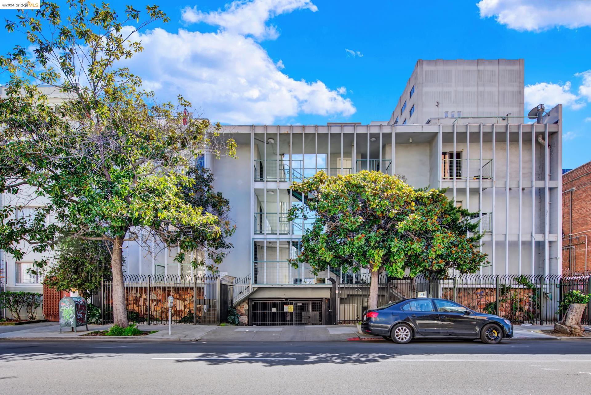 More Details about MLS # 41054137 : 1428 MADISON ST # 103