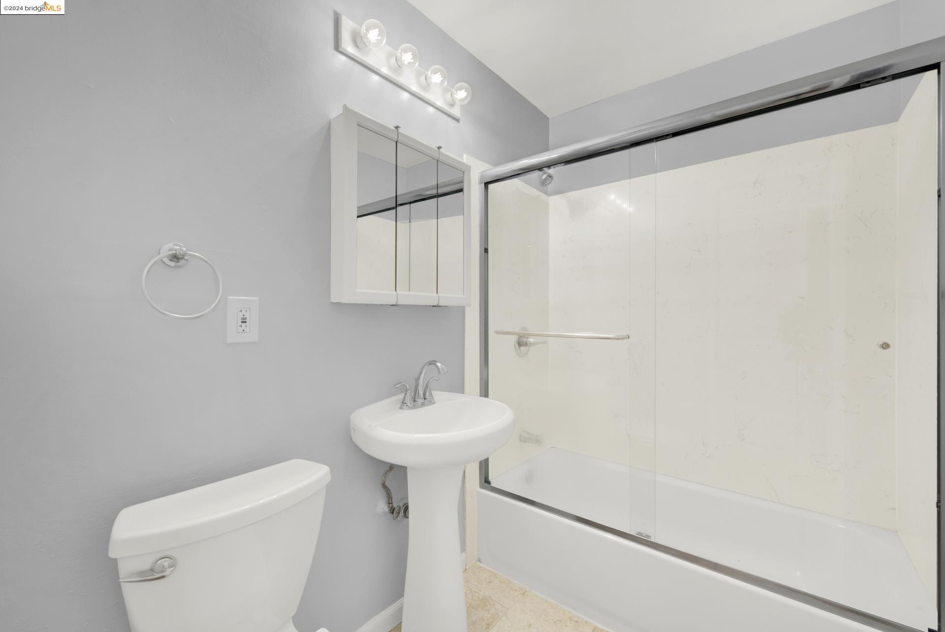 Detail Gallery Image 12 of 36 For 1428 Madison St #103,  Oakland,  CA 94612 - 1 Beds | 1 Baths