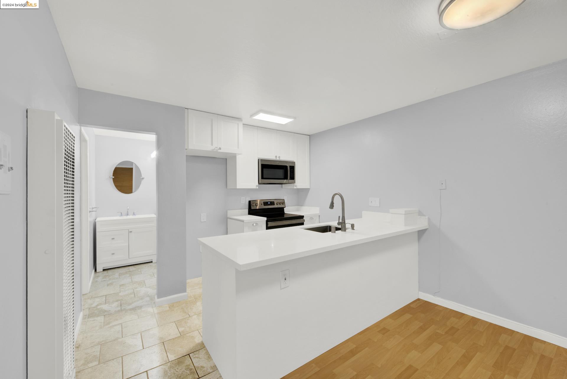 Detail Gallery Image 17 of 36 For 1428 Madison St #103,  Oakland,  CA 94612 - 1 Beds | 1 Baths