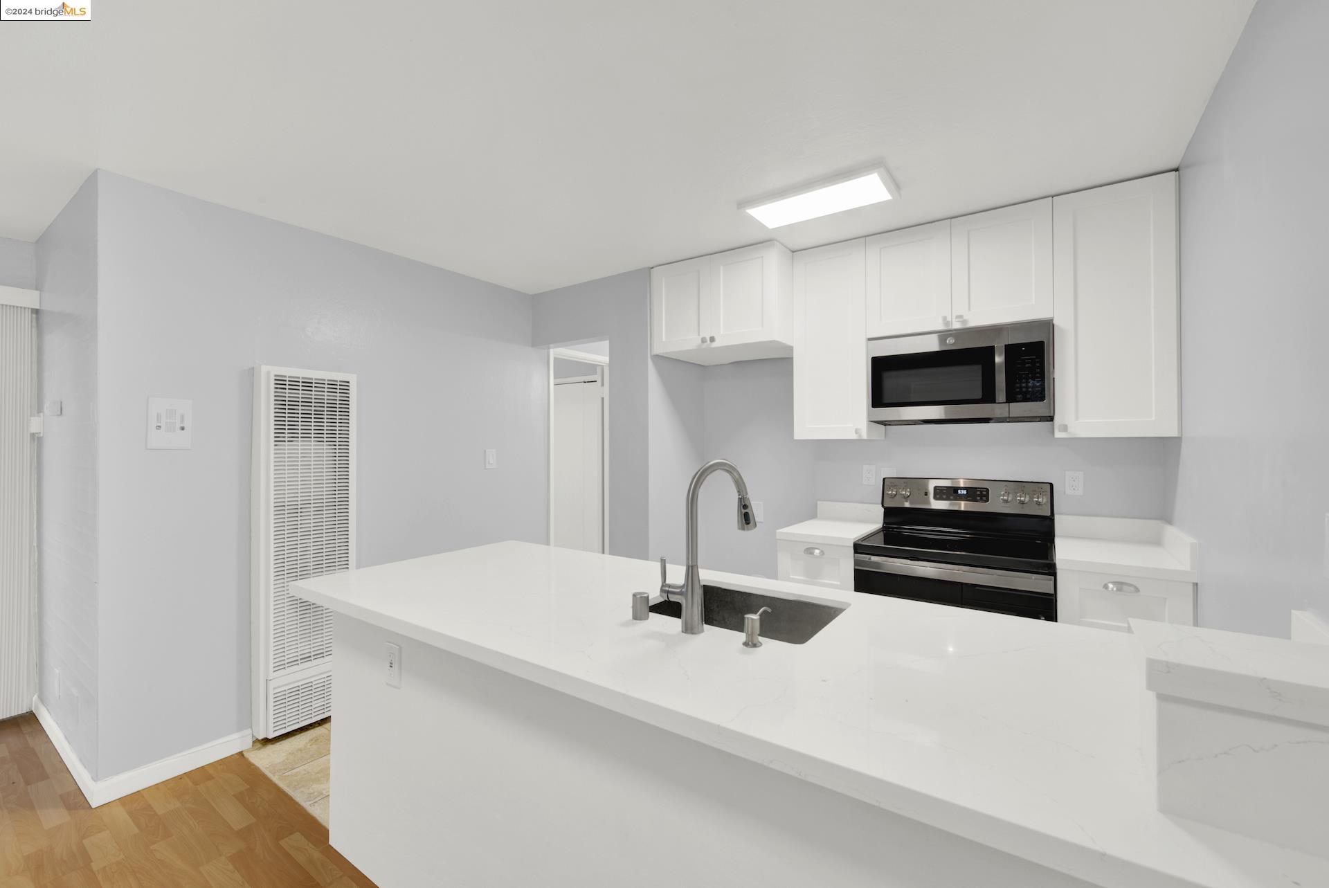 Detail Gallery Image 20 of 36 For 1428 Madison St #103,  Oakland,  CA 94612 - 1 Beds | 1 Baths
