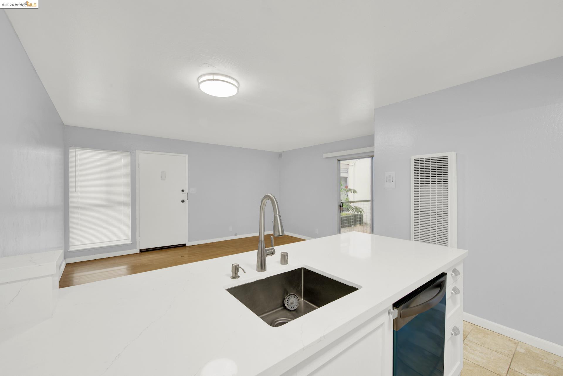 Detail Gallery Image 25 of 36 For 1428 Madison St #103,  Oakland,  CA 94612 - 1 Beds | 1 Baths