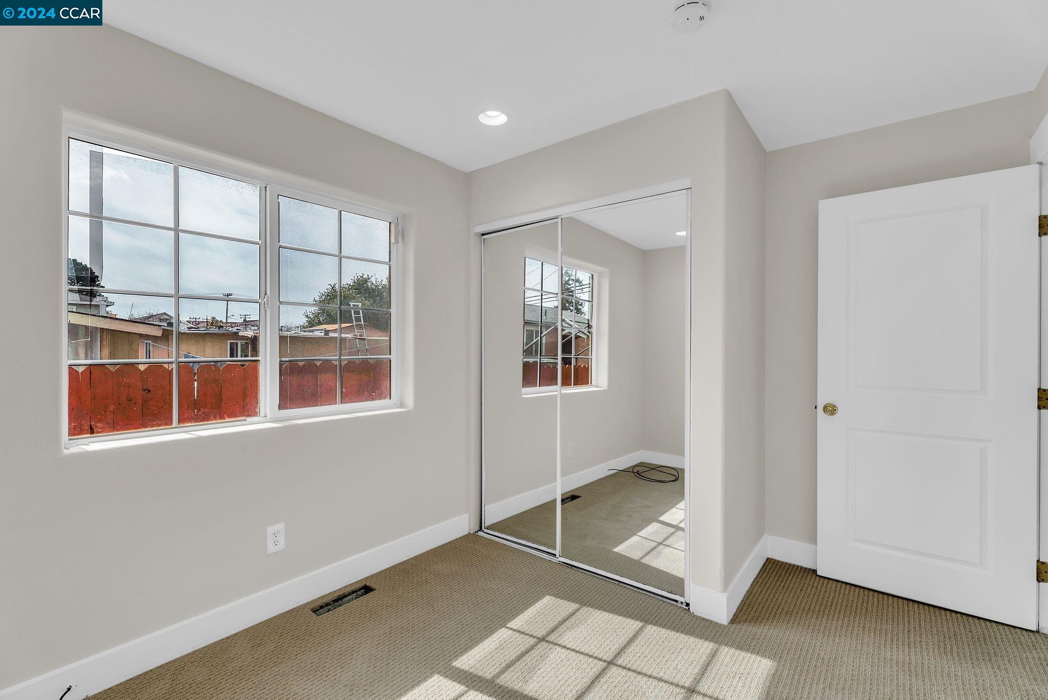 Detail Gallery Image 15 of 29 For 1081 82nd Ave, Oakland,  CA 94621 - 3 Beds | 2 Baths