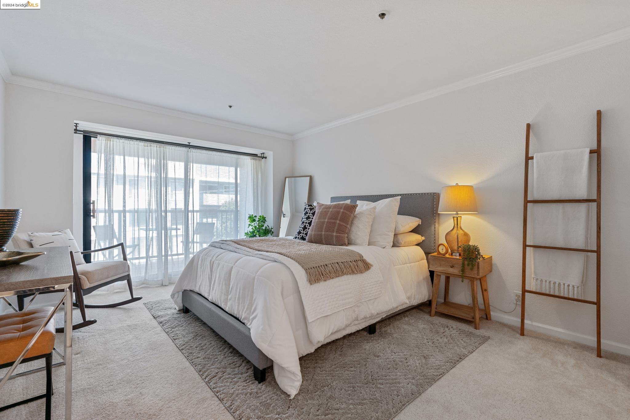 Detail Gallery Image 14 of 35 For 322 Hanover Ave #313,  Oakland,  CA 94606 - 2 Beds | 2 Baths