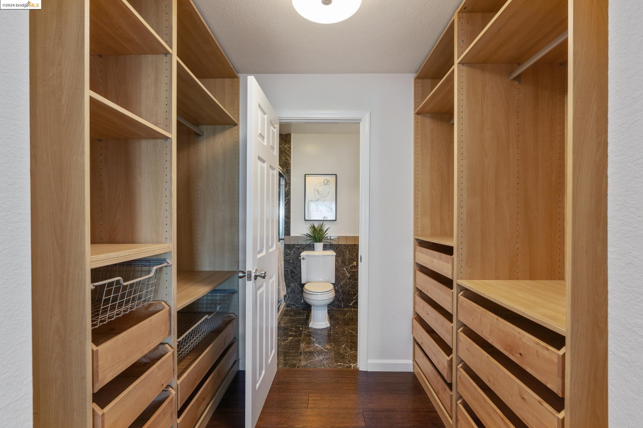 Detail Gallery Image 21 of 35 For 322 Hanover Ave #313,  Oakland,  CA 94606 - 2 Beds | 2 Baths