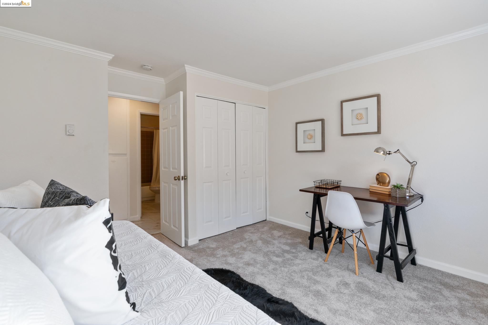Detail Gallery Image 25 of 35 For 322 Hanover Ave #313,  Oakland,  CA 94606 - 2 Beds | 2 Baths