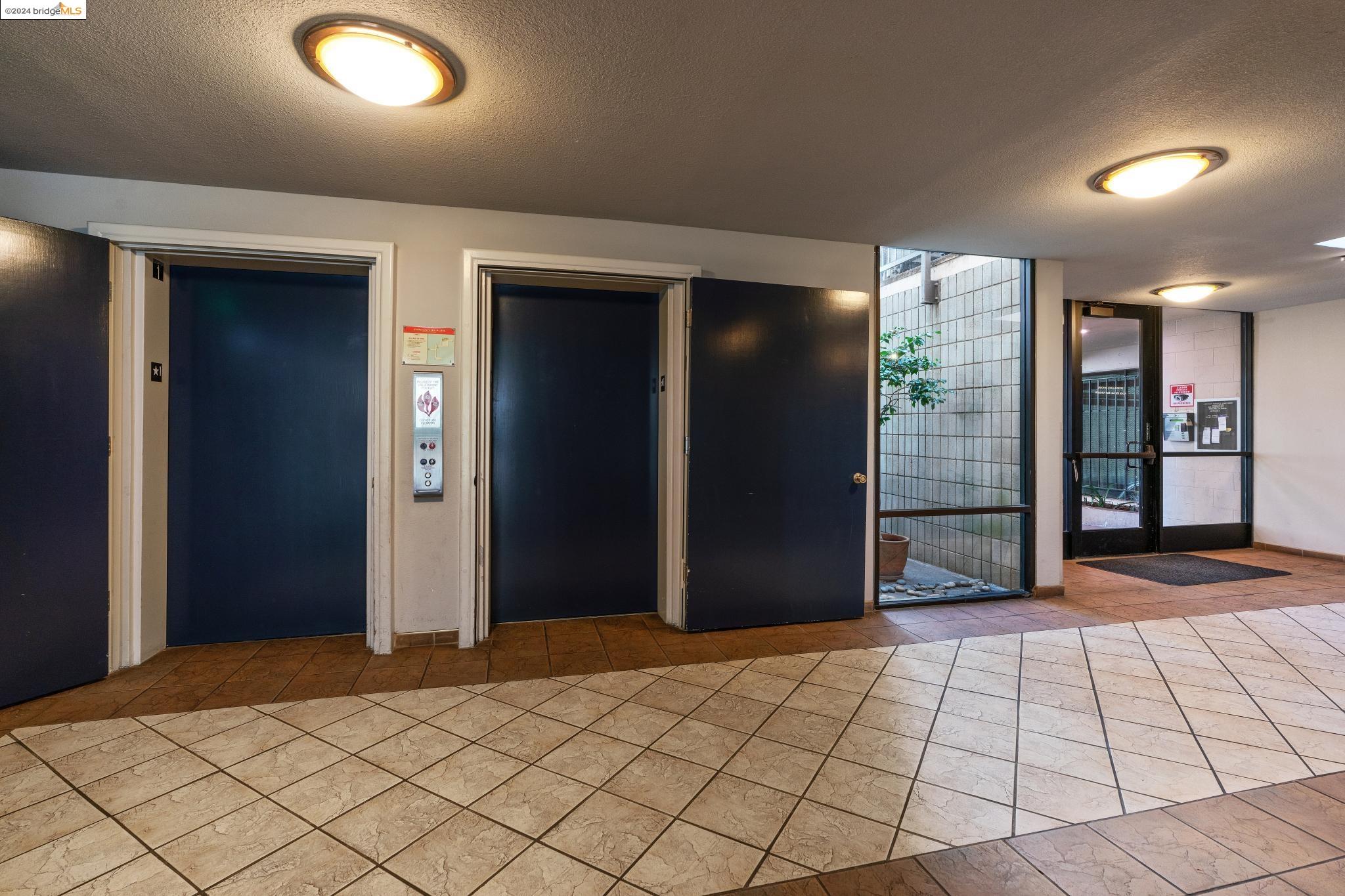 Detail Gallery Image 35 of 35 For 322 Hanover Ave #313,  Oakland,  CA 94606 - 2 Beds | 2 Baths