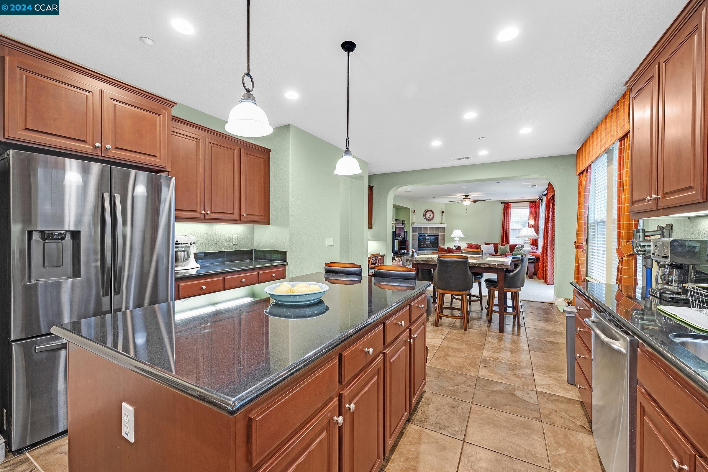 Detail Gallery Image 18 of 60 For 36 Calla Ct, Oakley,  CA 94561 - 5 Beds | 3/1 Baths