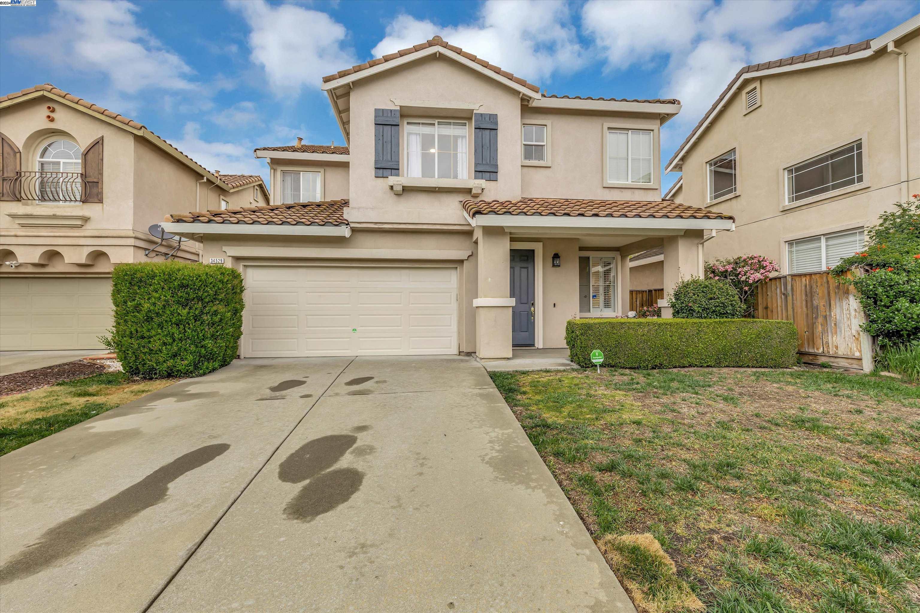 Detail Gallery Image 1 of 1 For 34529 Mahogany Ln, Union City,  CA 94587 - 3 Beds | 2/1 Baths