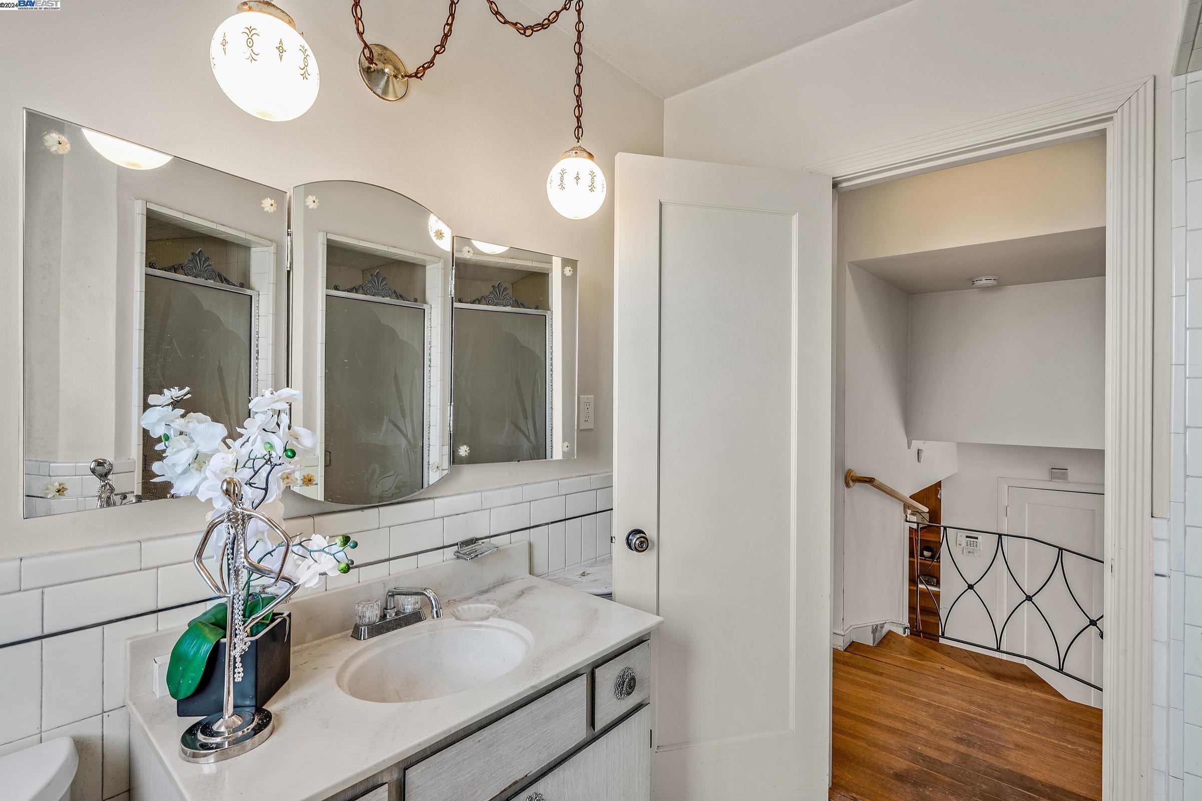 Detail Gallery Image 16 of 28 For 495 Ralston St, San Francisco,  CA 94132 - 2 Beds | 1 Baths