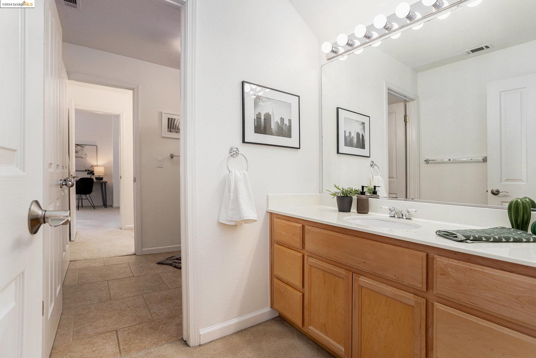 Detail Gallery Image 28 of 37 For 100 Burgundy Ct, Martinez,  CA 94553 - 4 Beds | 2/1 Baths