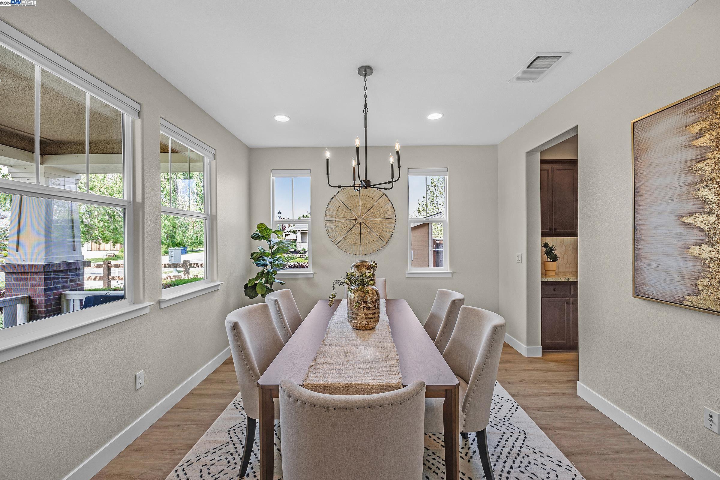 Detail Gallery Image 12 of 53 For 3162 Lucca Cir, Livermore,  CA 94550 - 4 Beds | 3/1 Baths