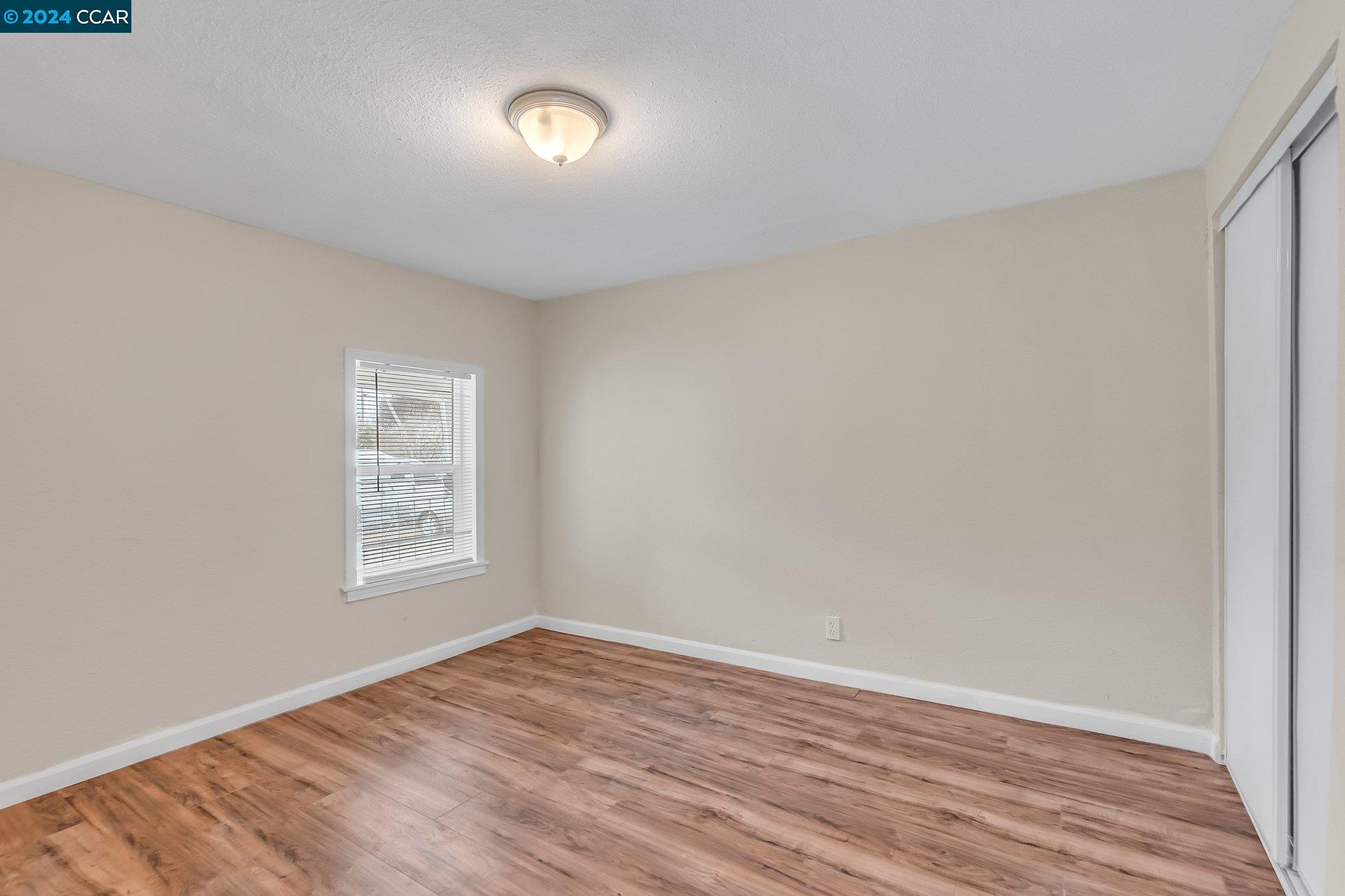 Detail Gallery Image 15 of 32 For 1852 1st St, Richmond,  CA 94801 - 6 Beds | 2/1 Baths
