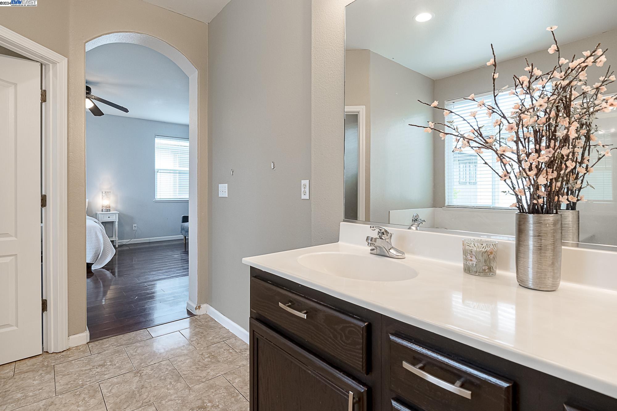 Detail Gallery Image 30 of 35 For 17426 Mill Stone Way, Lathrop,  CA 95330 - 4 Beds | 2/1 Baths