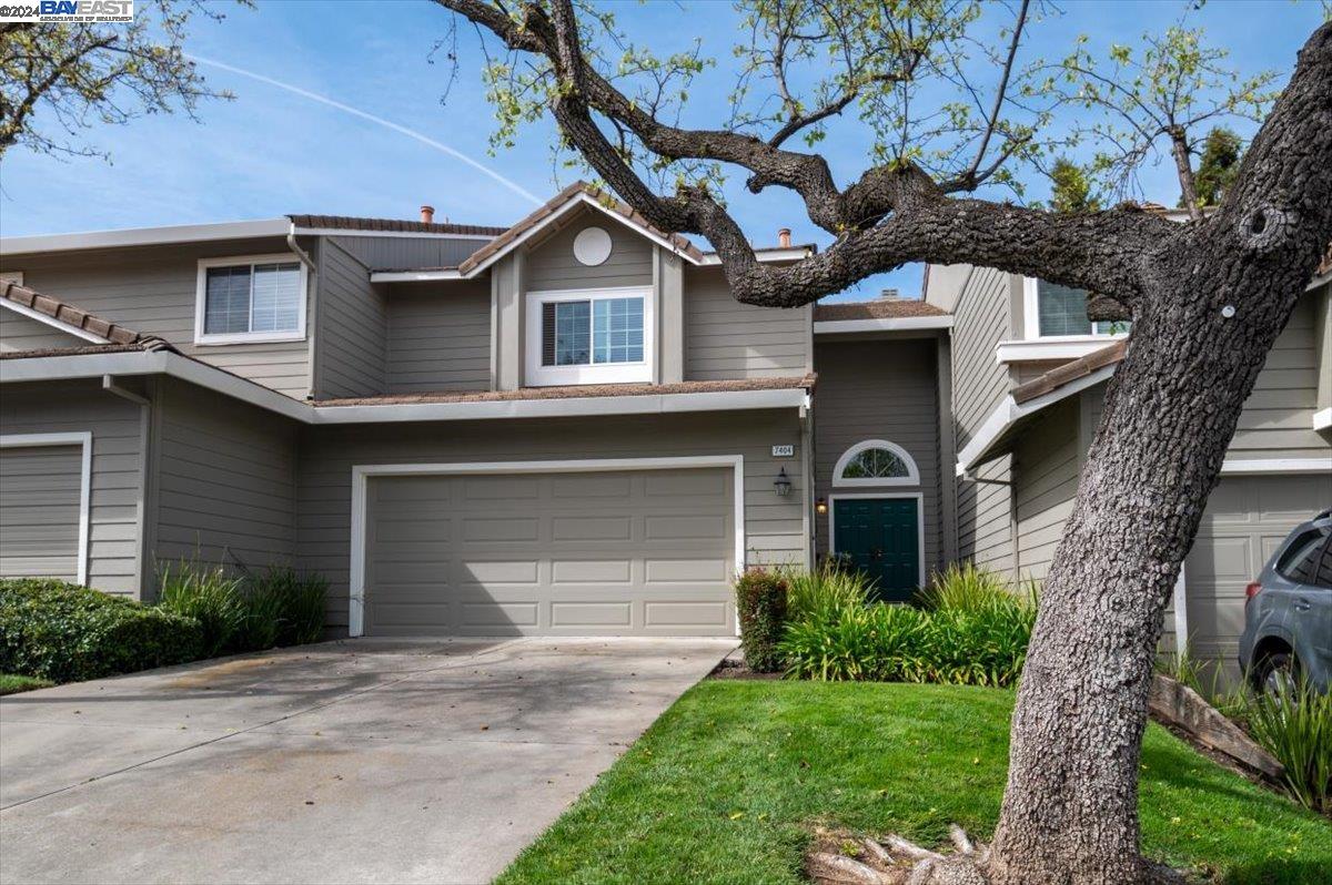 More Details about MLS # 41054349 : 7404 ROLLING HILLS CIR