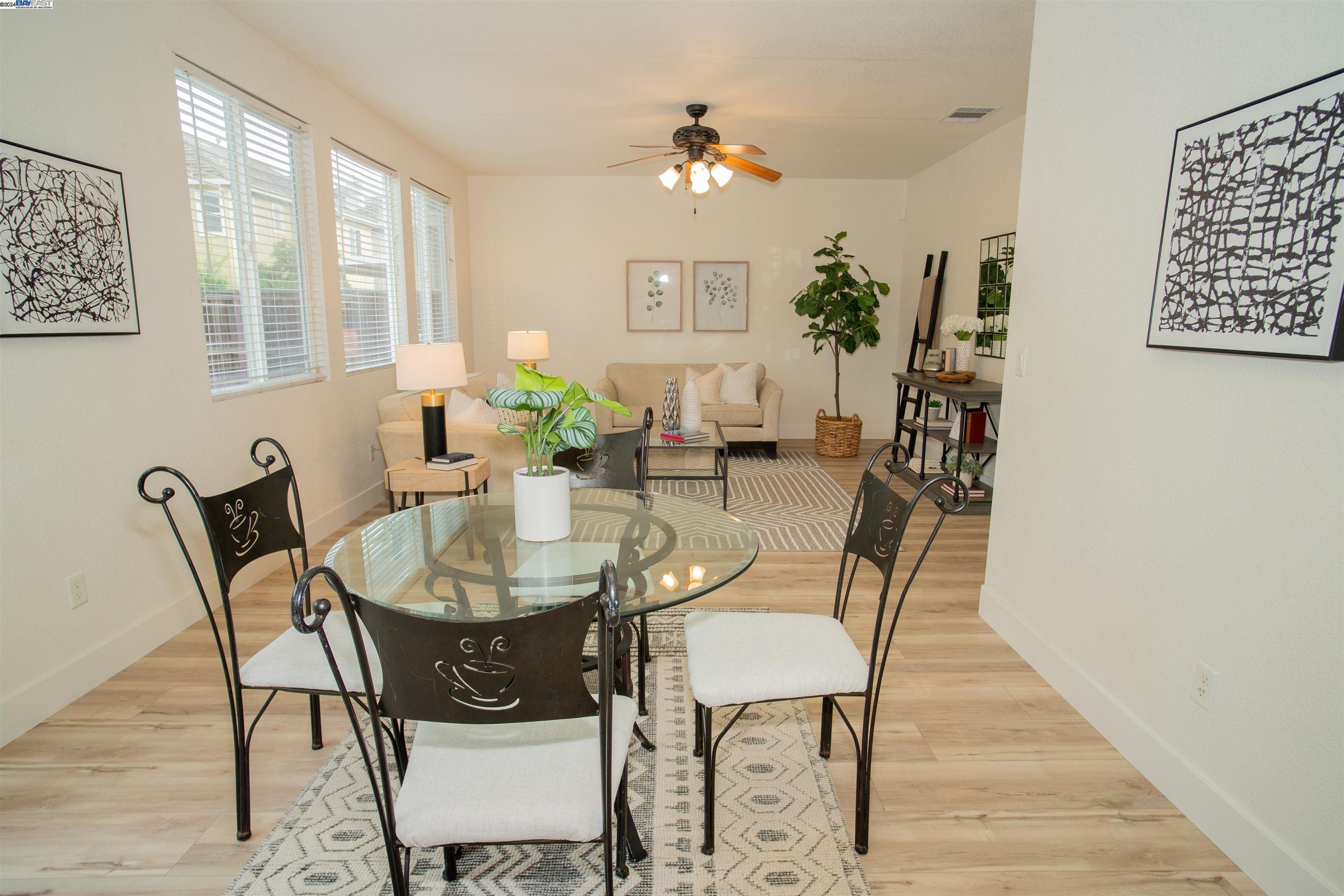 Detail Gallery Image 9 of 35 For 300 Yellow Rose Cir, Oakley,  CA 94561 - 4 Beds | 2/1 Baths
