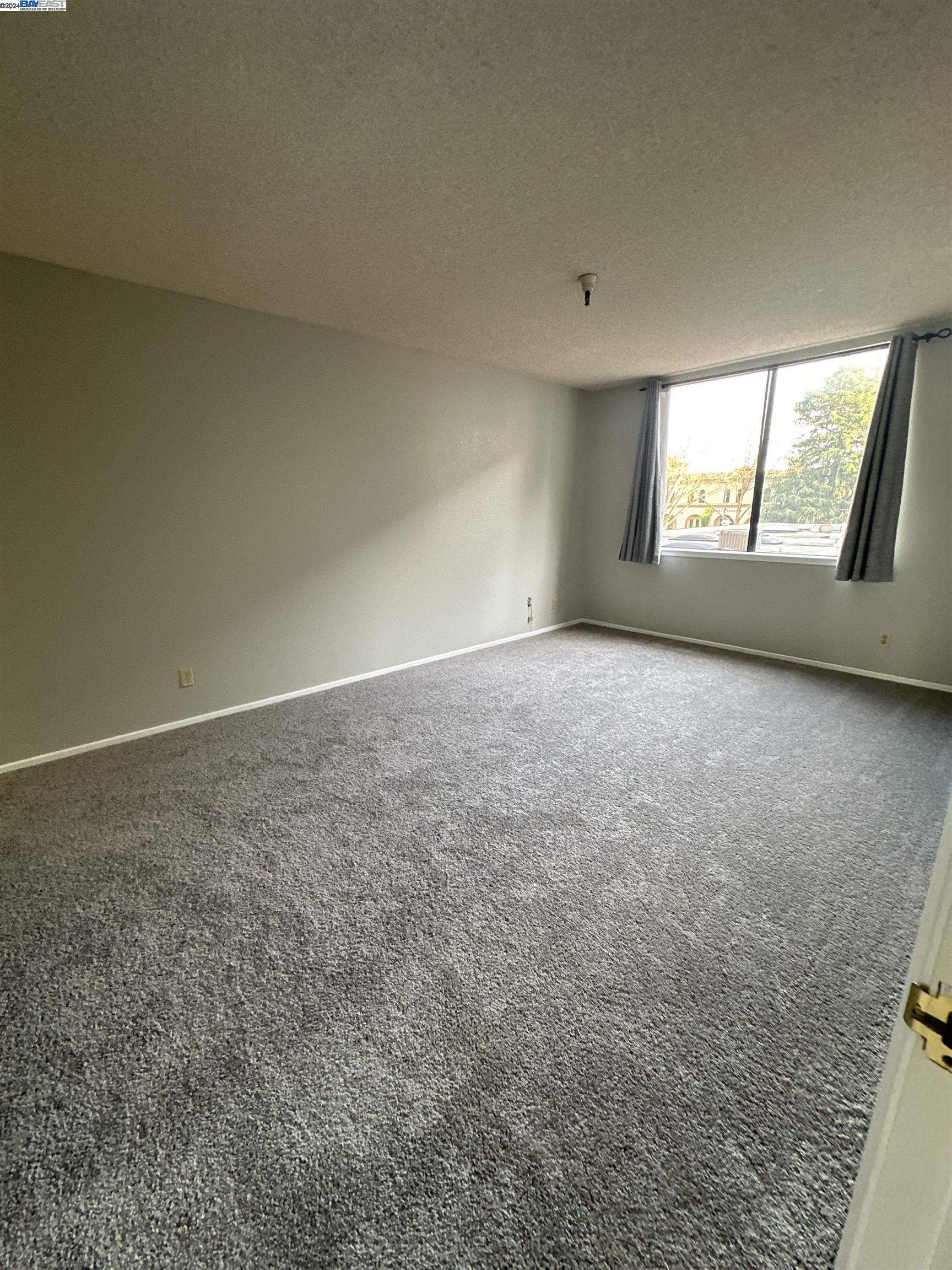 Detail Gallery Image 18 of 23 For 1132 Carpentier #205,  San Leandro,  CA 94577 - 2 Beds | 2 Baths
