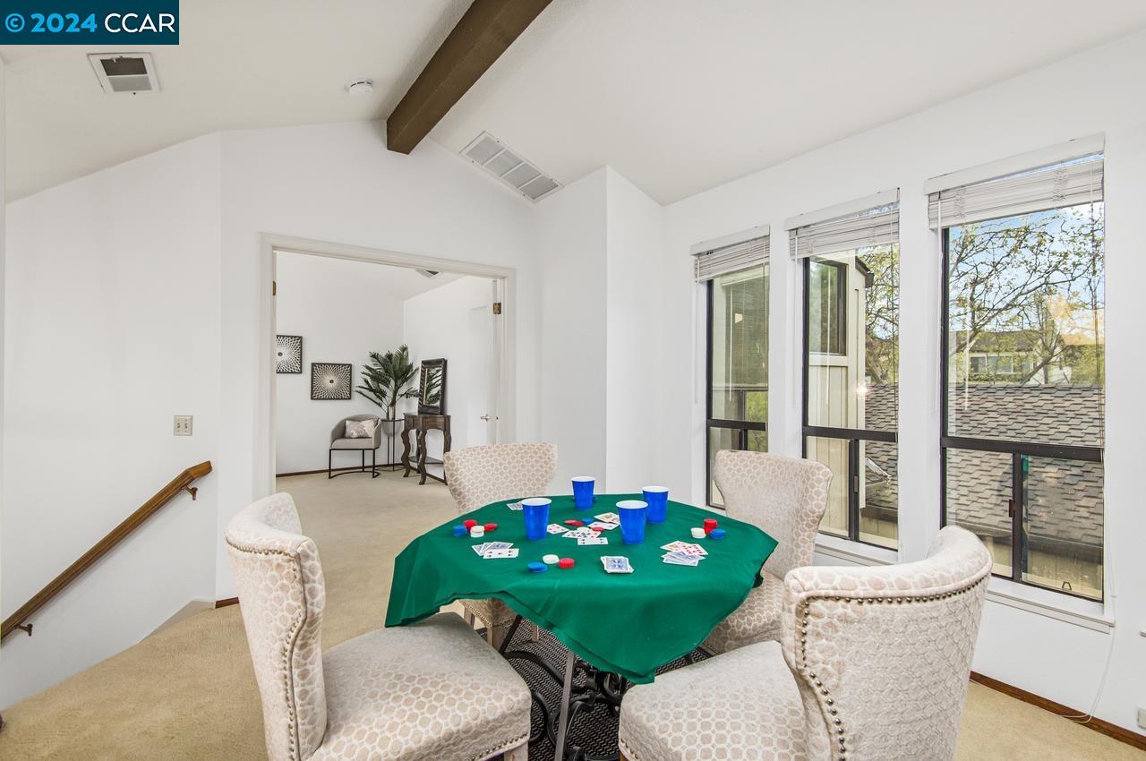 Detail Gallery Image 27 of 56 For 1801 Lamplight Ct, Walnut Creek,  CA 94597 - 3 Beds | 2/1 Baths