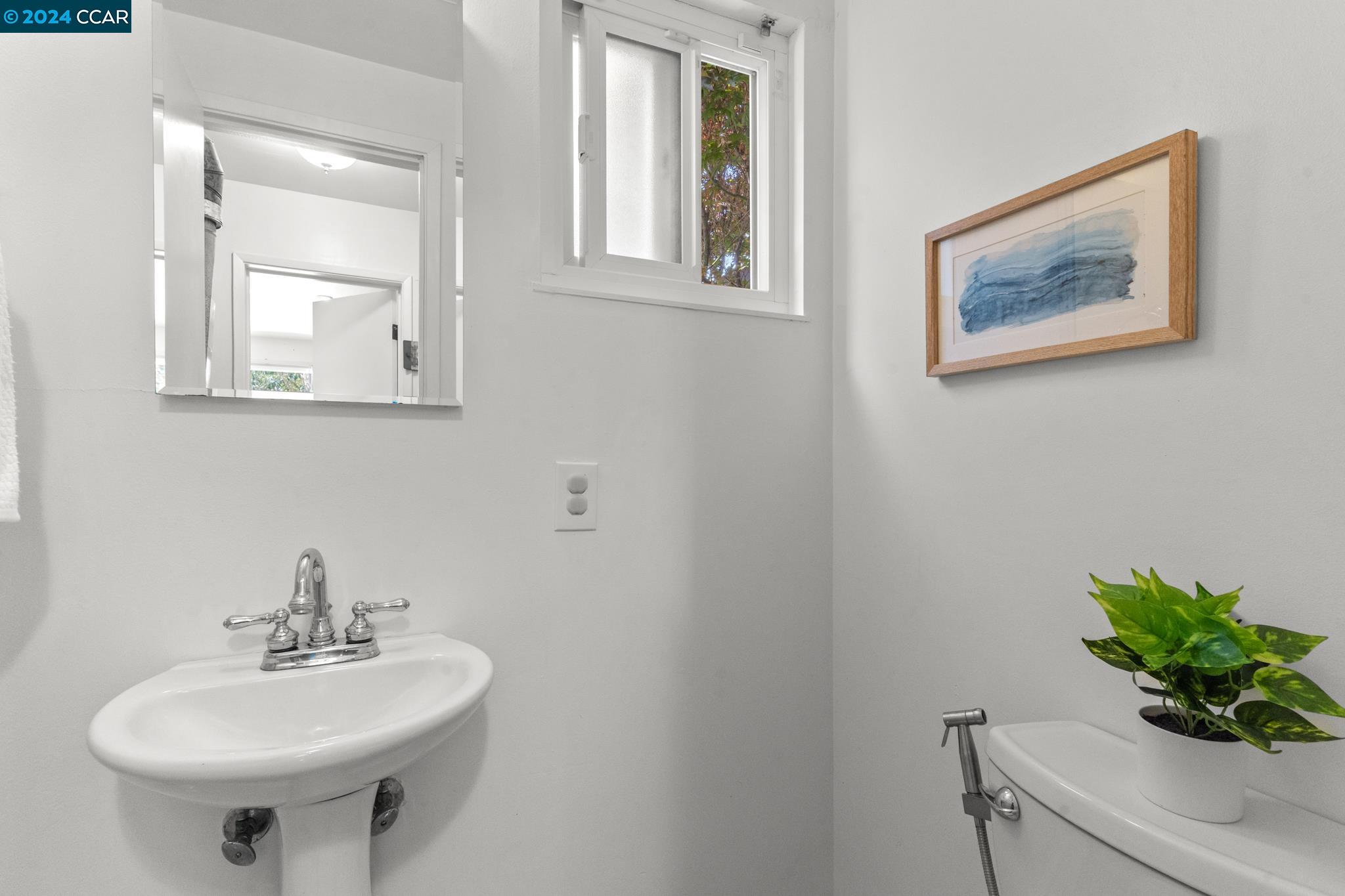 Detail Gallery Image 26 of 55 For 38226 Parkmont Drive, Fremont,  CA 94536 - 3 Beds | 2/1 Baths