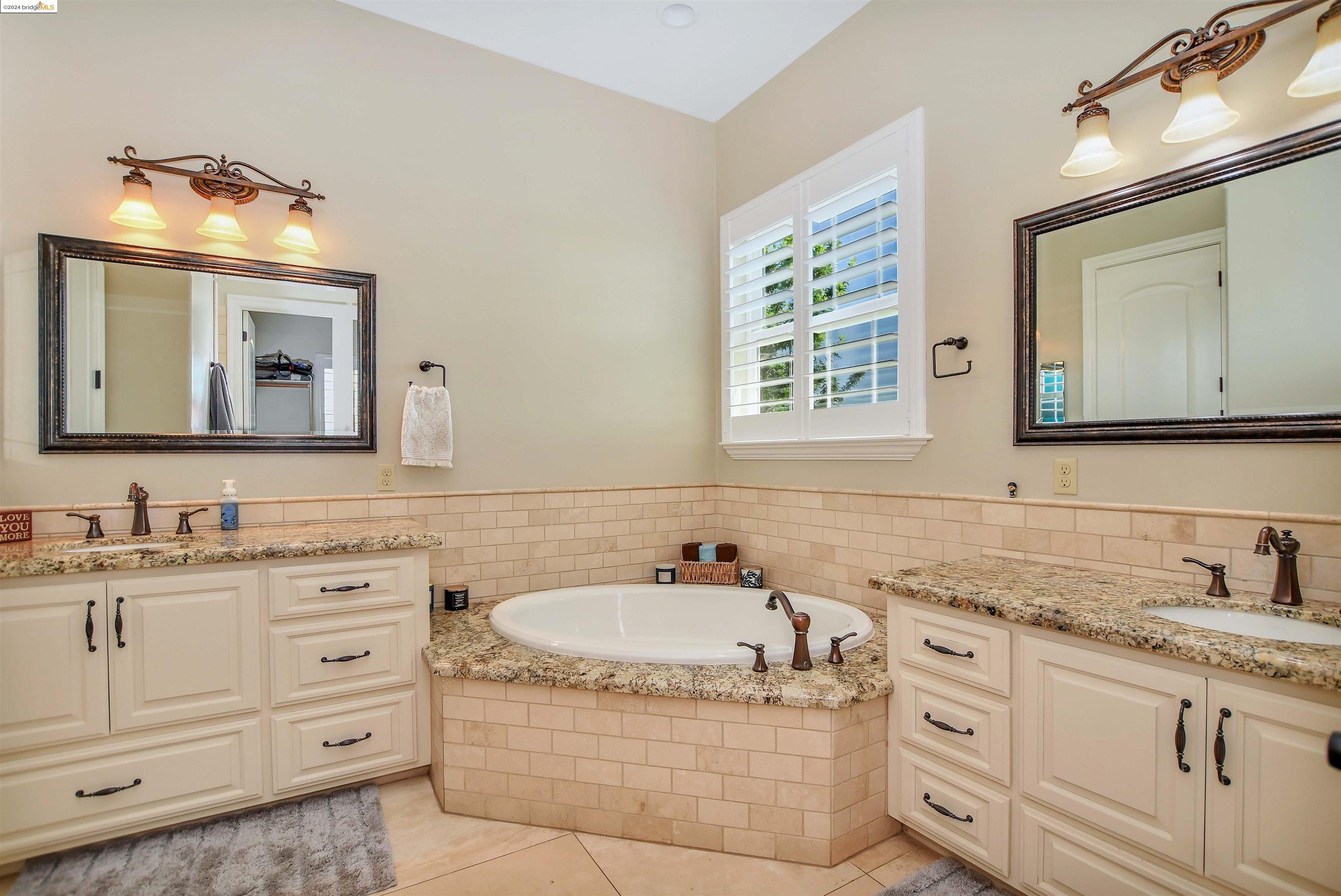 Detail Gallery Image 28 of 59 For 2100 Bartel, Knightsen,  CA 94548 - 5 Beds | 3/1 Baths