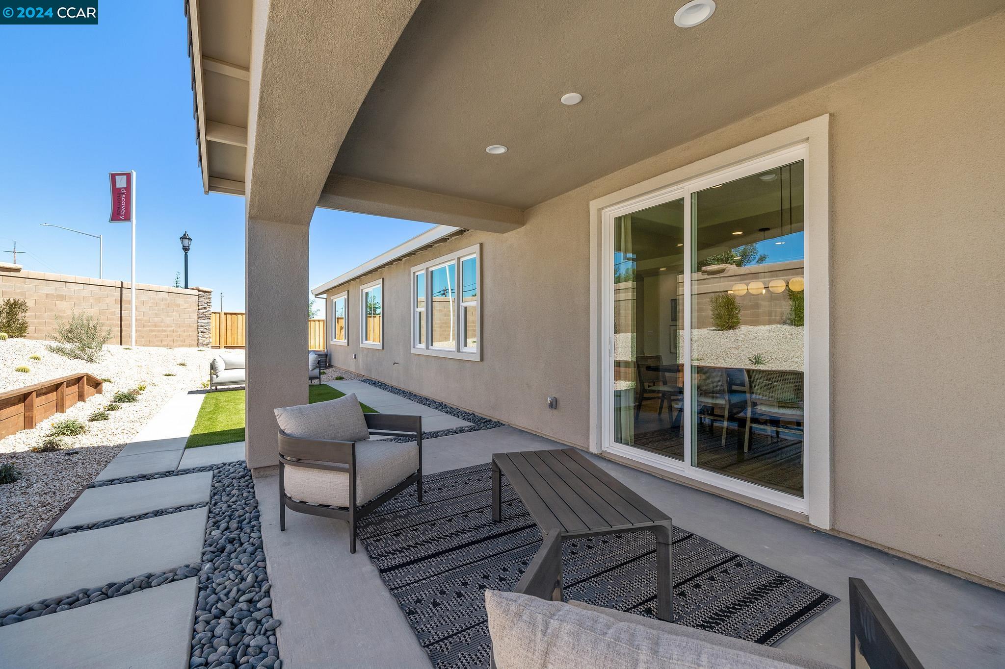 Detail Gallery Image 34 of 38 For 213 Eagle Nest Drive, Oakley,  CA 94561 - 4 Beds | 2/1 Baths