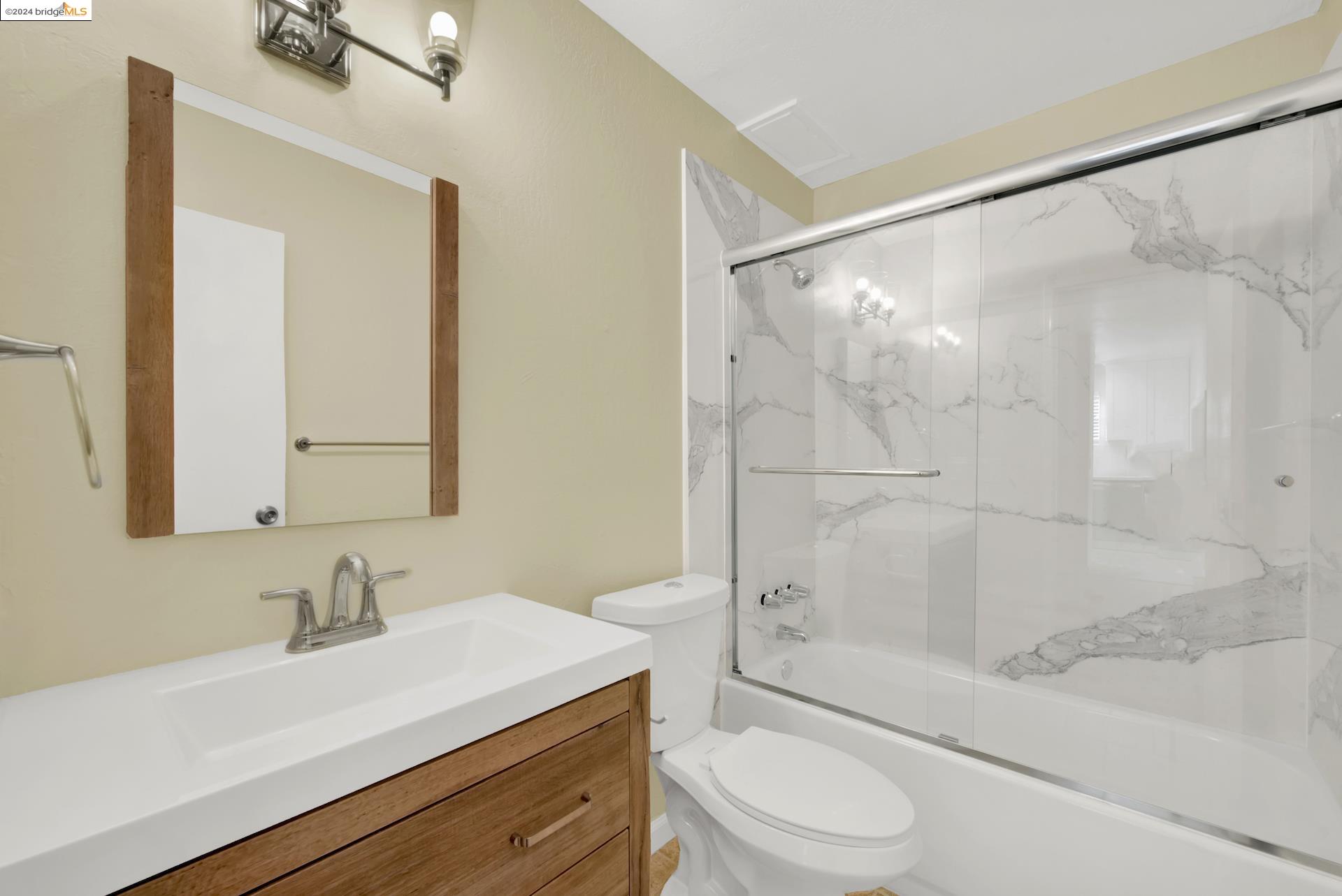 Detail Gallery Image 28 of 29 For 455 Crescent St #116,  Oakland,  CA 94610 - 1 Beds | 1 Baths