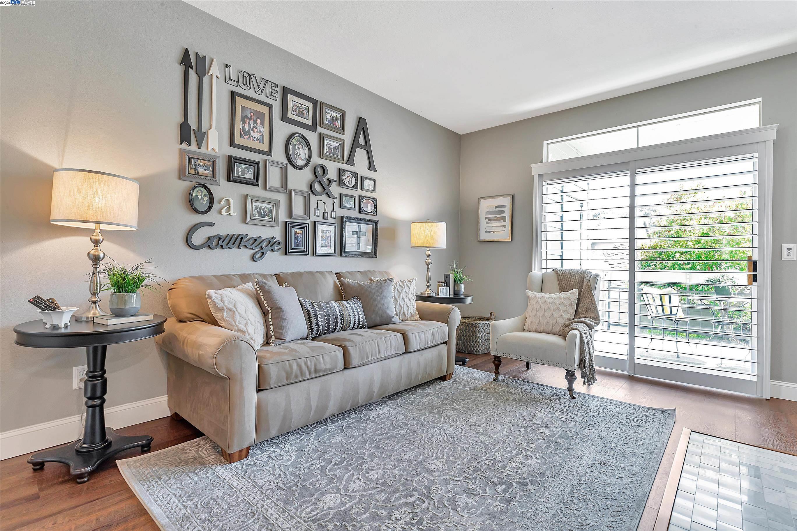 Detail Gallery Image 5 of 45 For 8015 Mountain View Dr #E,  Pleasanton,  CA 94588 - 1 Beds | 1 Baths