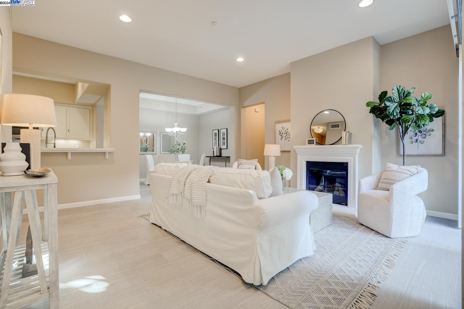 Detail Gallery Image 9 of 45 For 4859 Perugia St, Dublin,  CA 94568 - 2 Beds | 2/1 Baths