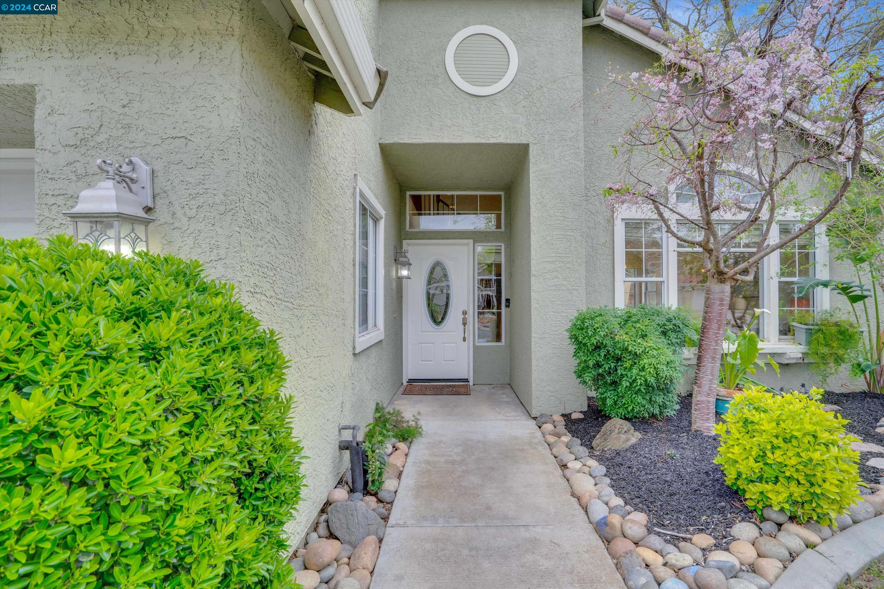 Detail Gallery Image 7 of 32 For 1190 Cornucopia Pl, Tracy,  CA 95377 - 4 Beds | 2/1 Baths