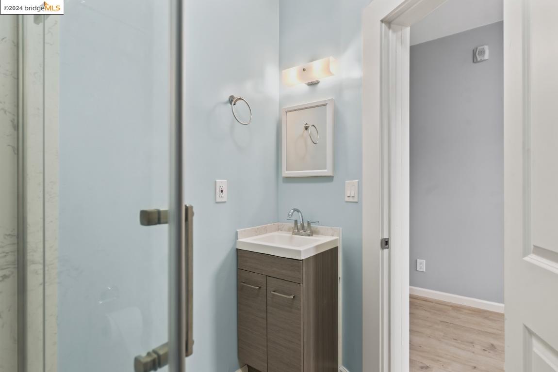Detail Gallery Image 28 of 28 For 680 14th St, Oakland,  CA 94612 - – Beds | – Baths