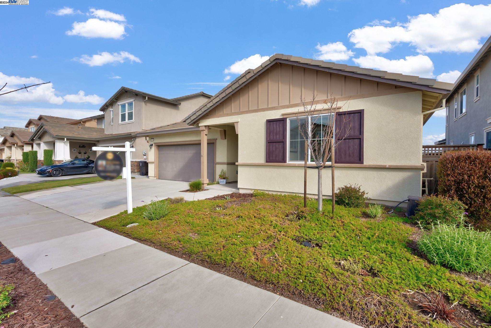 Detail Gallery Image 1 of 44 For 1839 Water Lily Dr, Lathrop,  CA 95330 - 3 Beds | 2/1 Baths