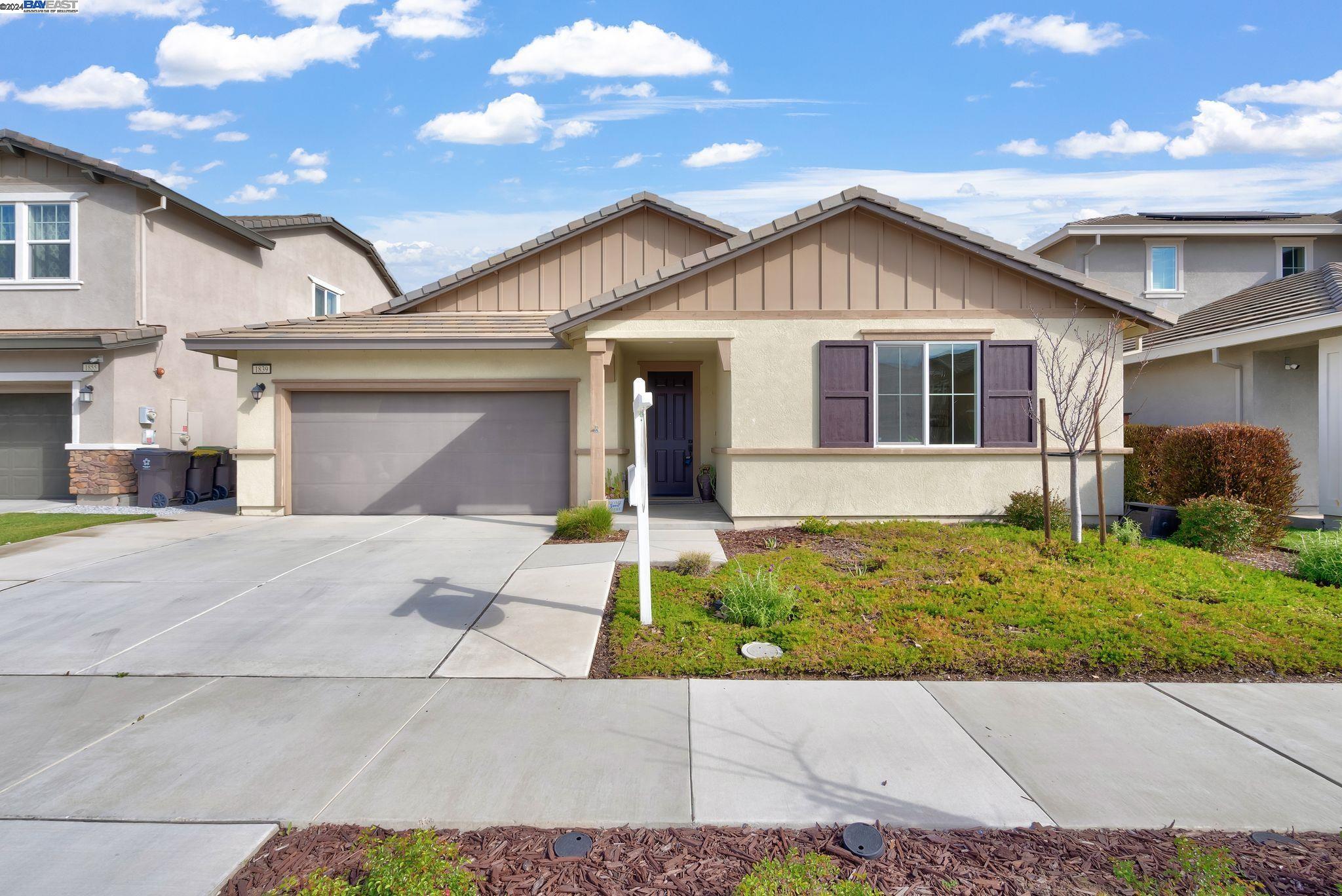 Detail Gallery Image 2 of 44 For 1839 Water Lily Dr, Lathrop,  CA 95330 - 3 Beds | 2/1 Baths