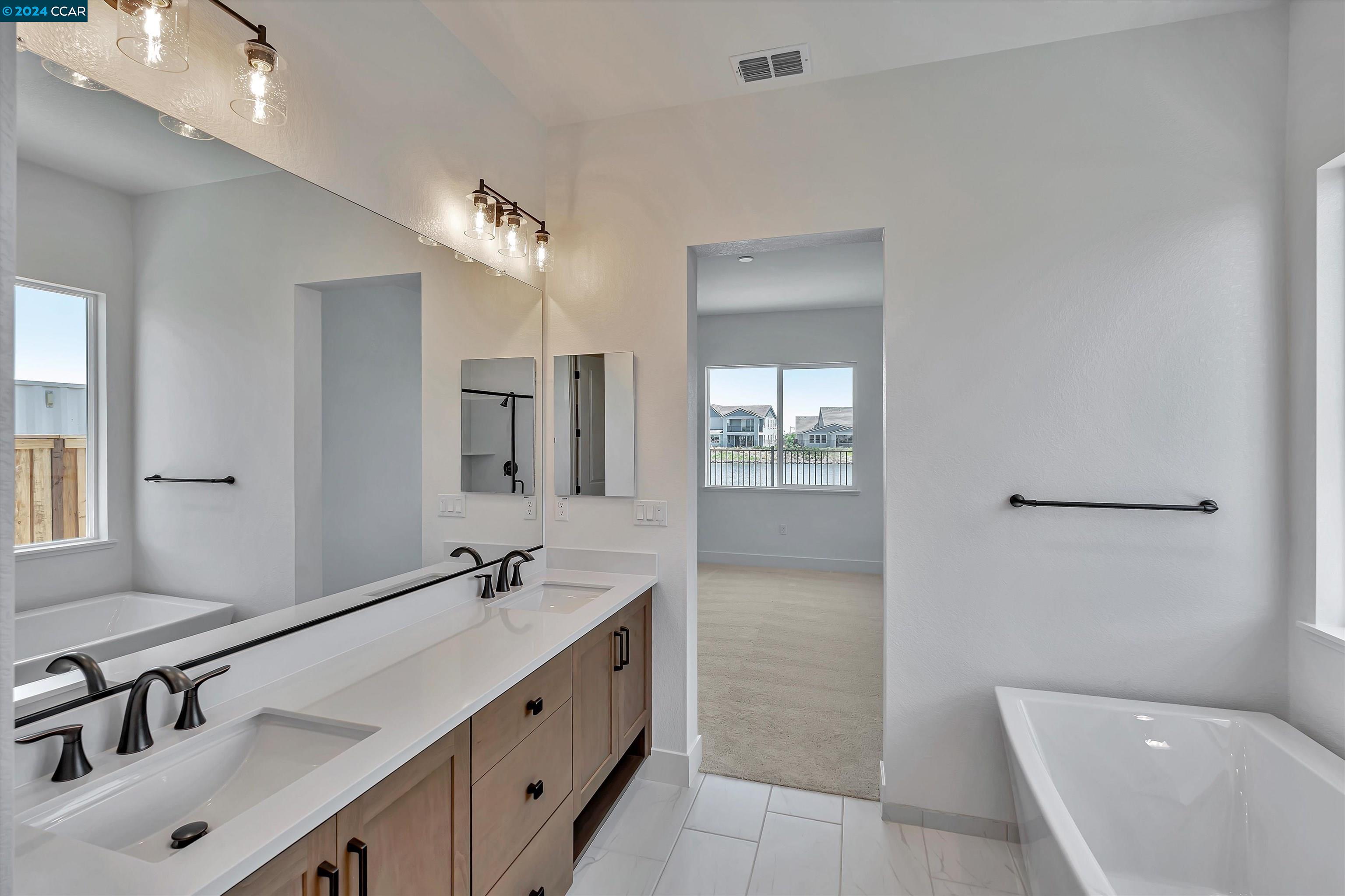Detail Gallery Image 21 of 38 For 3384 Mulholland Drive, Lathrop,  CA 95330 - 3 Beds | 2/1 Baths