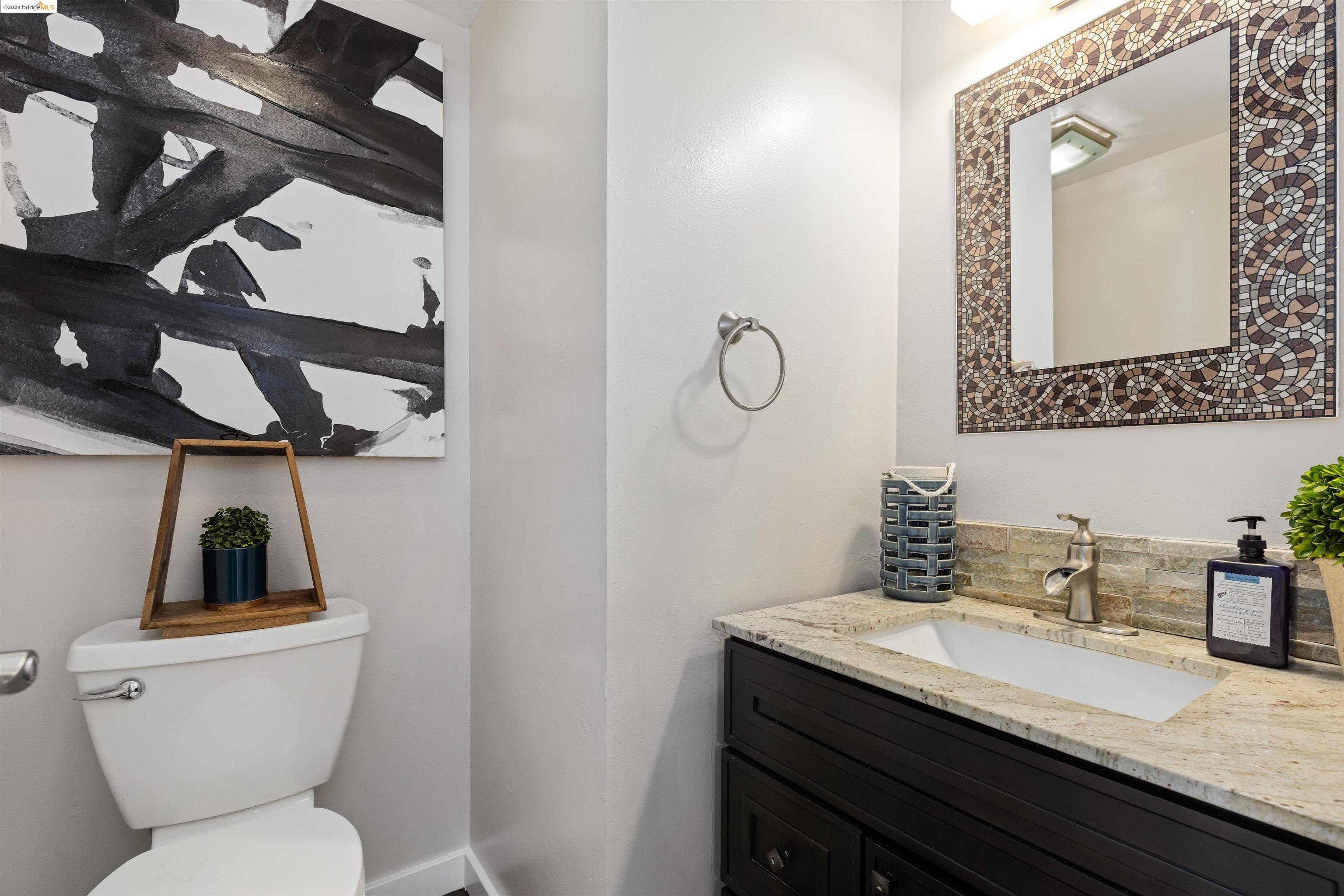 Detail Gallery Image 10 of 27 For 2780 Cortez Ct, Castro Valley,  CA 94546 - 2 Beds | 1/1 Baths