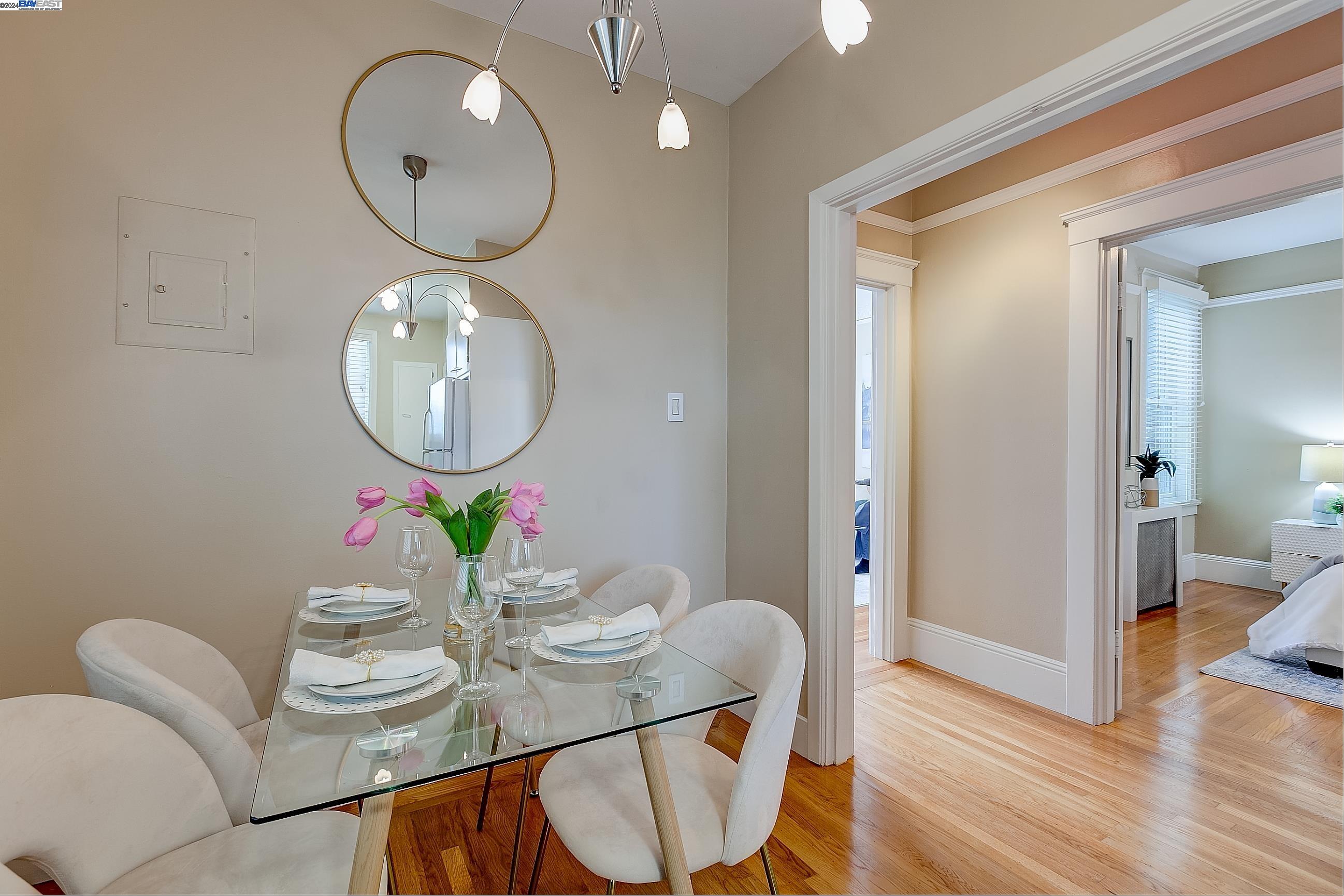 Detail Gallery Image 6 of 24 For 1624 Filbert St #1,  San Francisco,  CA 94123 - 1 Beds | 1 Baths