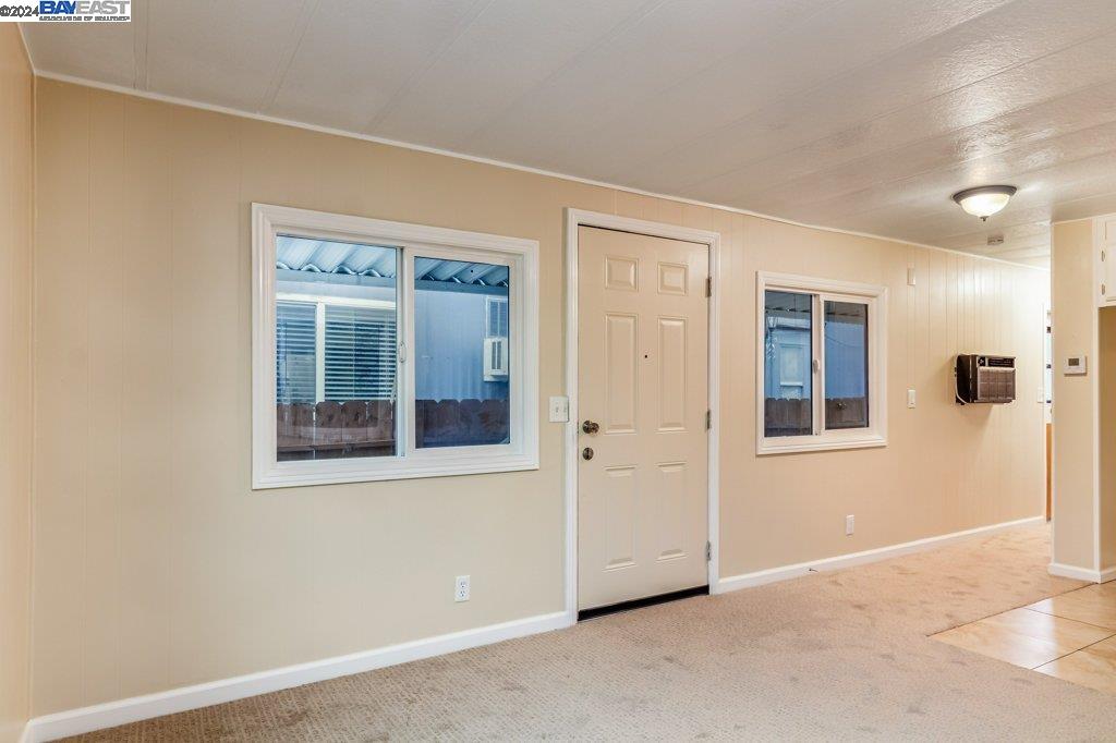 Detail Gallery Image 4 of 16 For 2399 E 14th St #56,  San Leandro,  CA 94577 - 1 Beds | 1 Baths