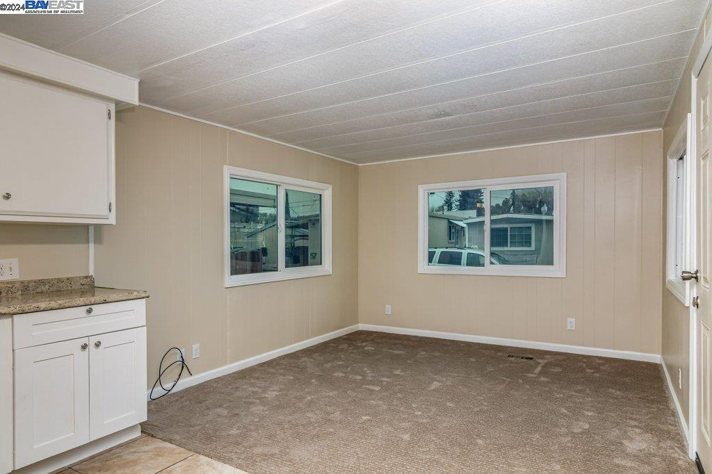 Detail Gallery Image 7 of 16 For 2399 E 14th St #56,  San Leandro,  CA 94577 - 1 Beds | 1 Baths