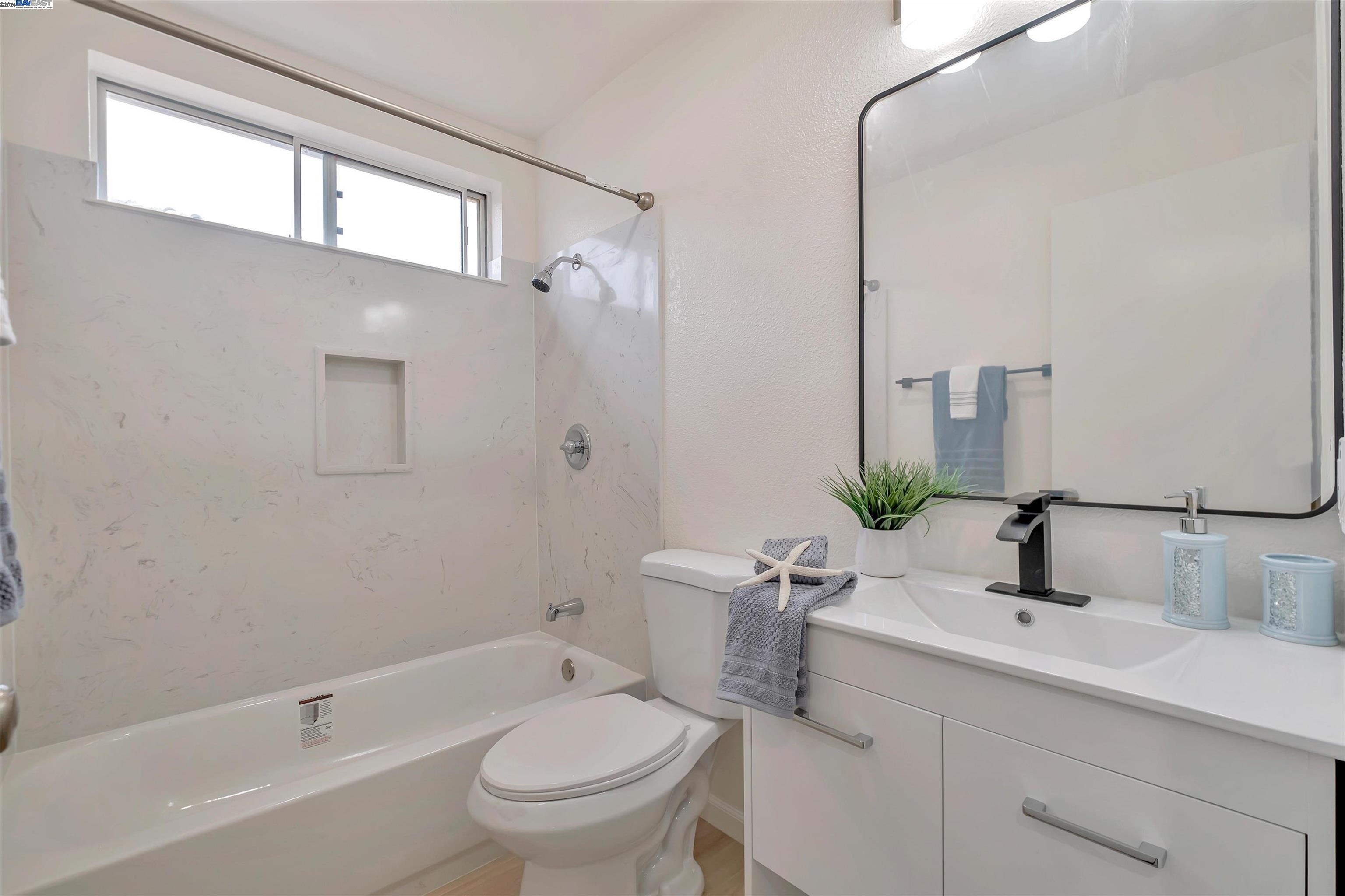 Detail Gallery Image 20 of 27 For 33024 Alicante Ter, Union City,  CA 94587 - 3 Beds | 2/1 Baths