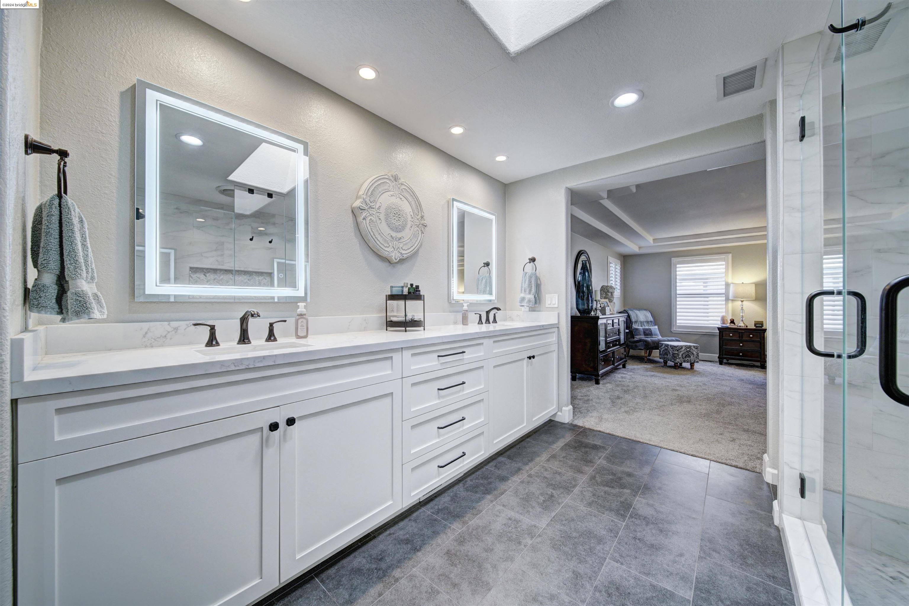 Detail Gallery Image 34 of 45 For 2105 Cypress Pt, Discovery Bay,  CA 94505 - 3 Beds | 2/1 Baths