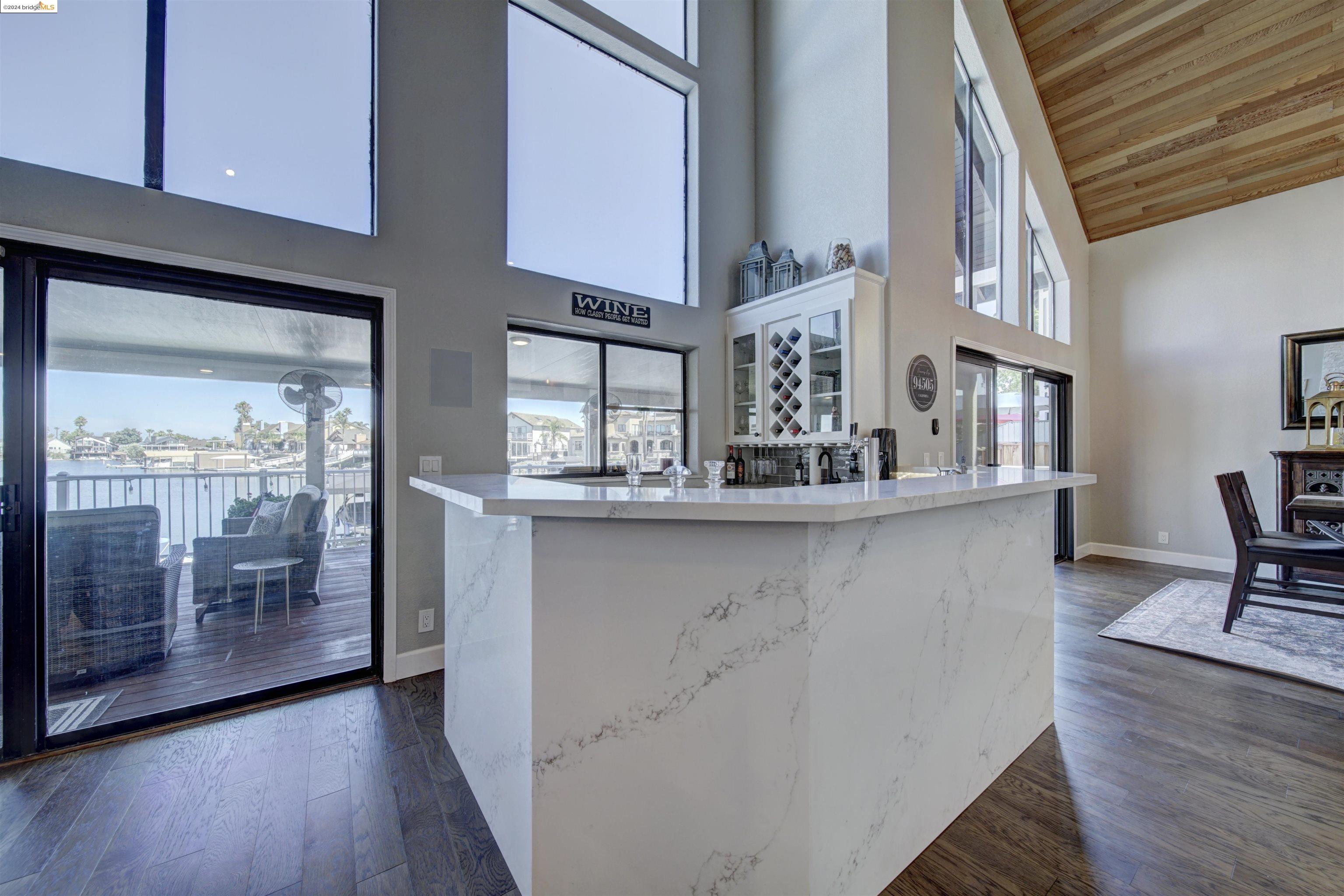 Detail Gallery Image 9 of 45 For 2105 Cypress Pt, Discovery Bay,  CA 94505 - 3 Beds | 2/1 Baths