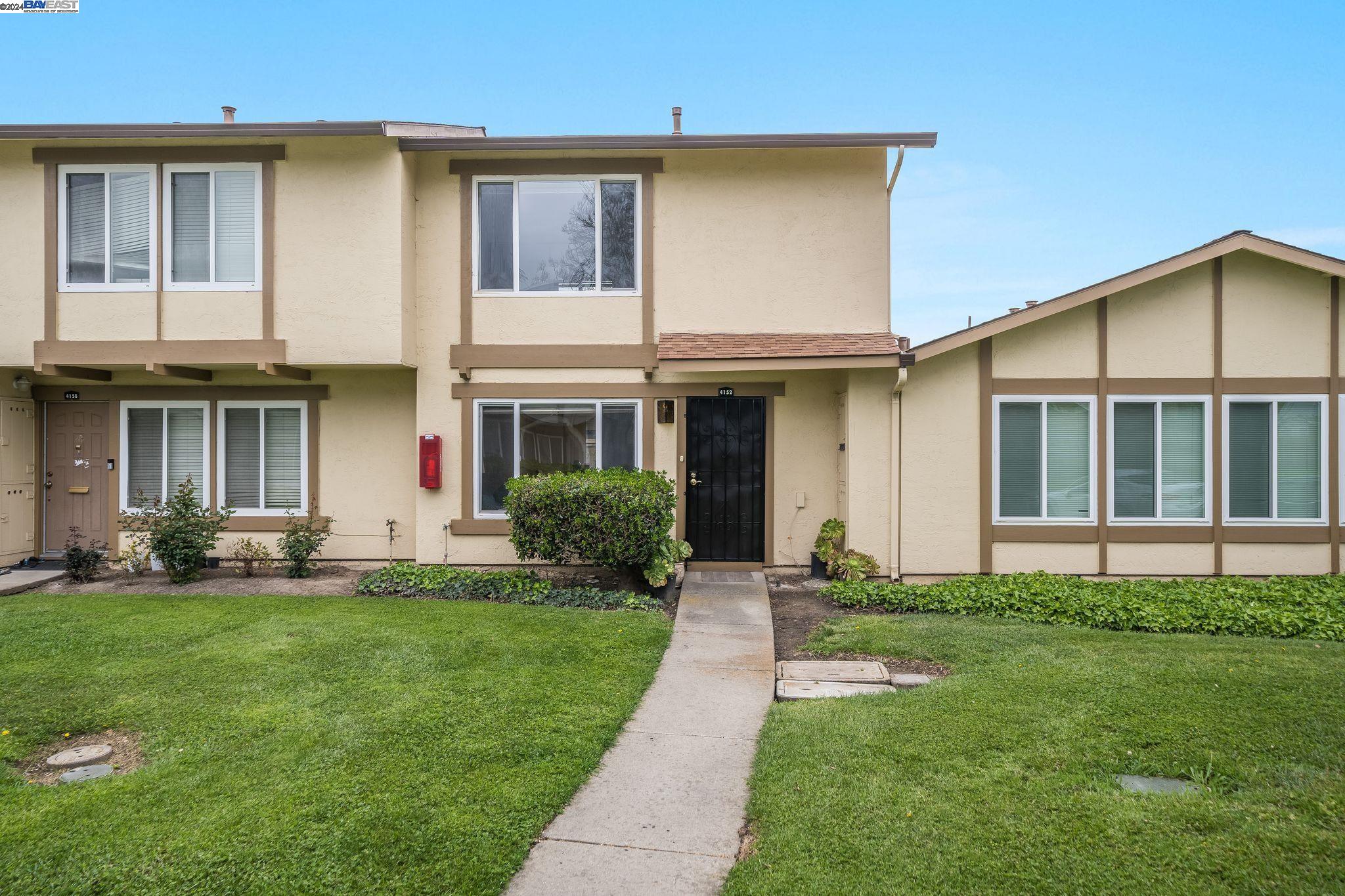 MLS: 41054586 Condo For Sale