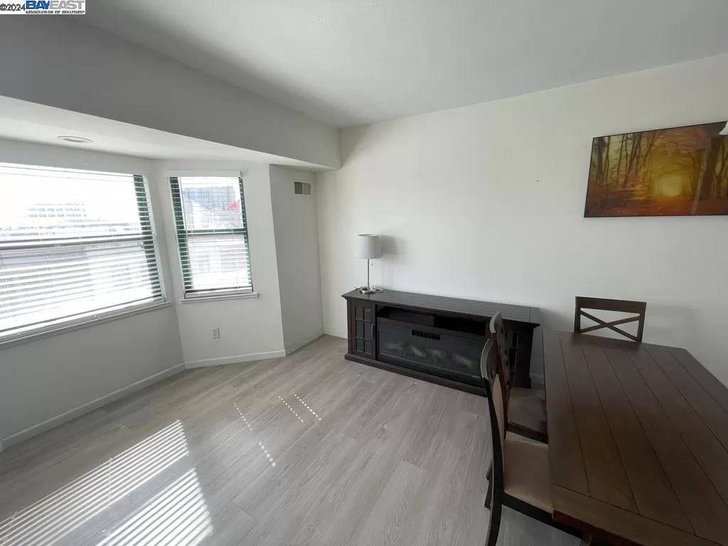 Detail Gallery Image 13 of 25 For 988 Franklin St #331,  Oakland,  CA 94607 - 1 Beds | 1 Baths