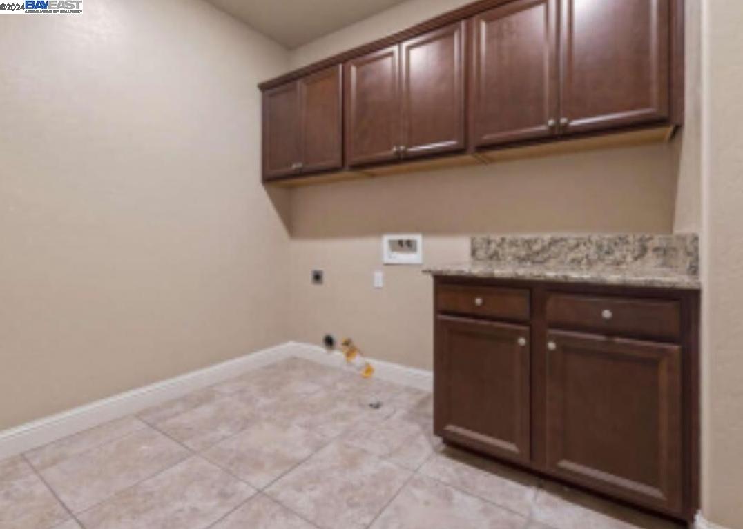 Detail Gallery Image 22 of 33 For 2130 W Bryman St, Hanford,  CA 93230 - 4 Beds | 3/1 Baths