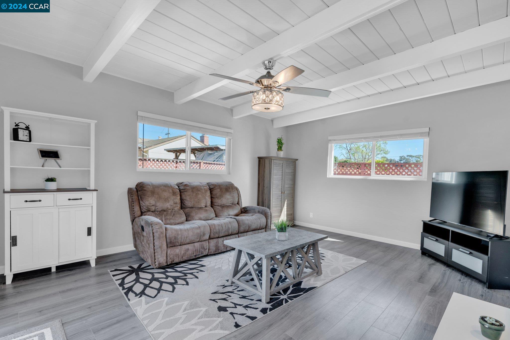 Detail Gallery Image 18 of 36 For 17348 via Frances, San Lorenzo,  CA 94580-2626 - 3 Beds | 2 Baths