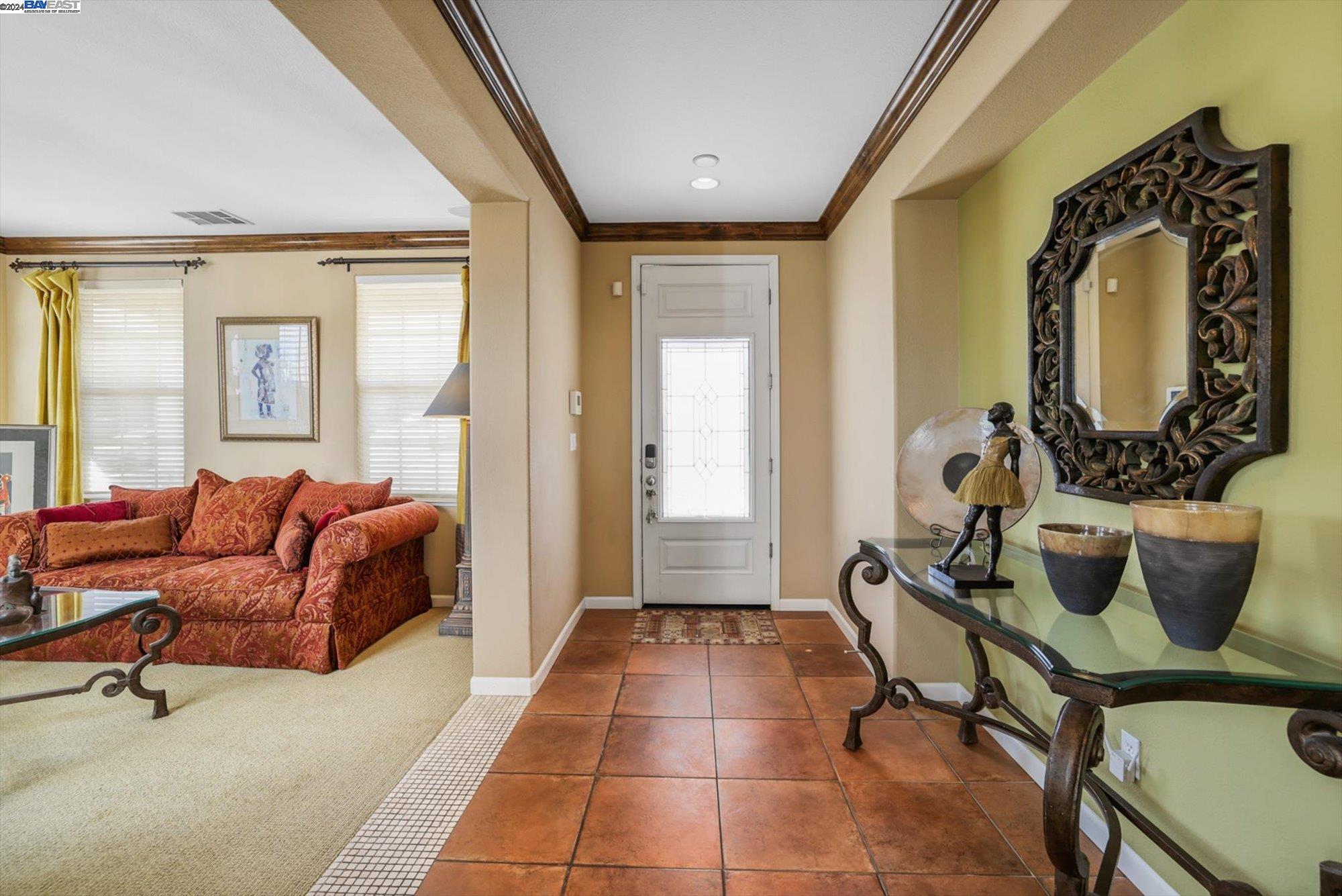 Detail Gallery Image 7 of 60 For 2706 Montego Bay St, Pittsburg,  CA 94565 - 5 Beds | 4 Baths