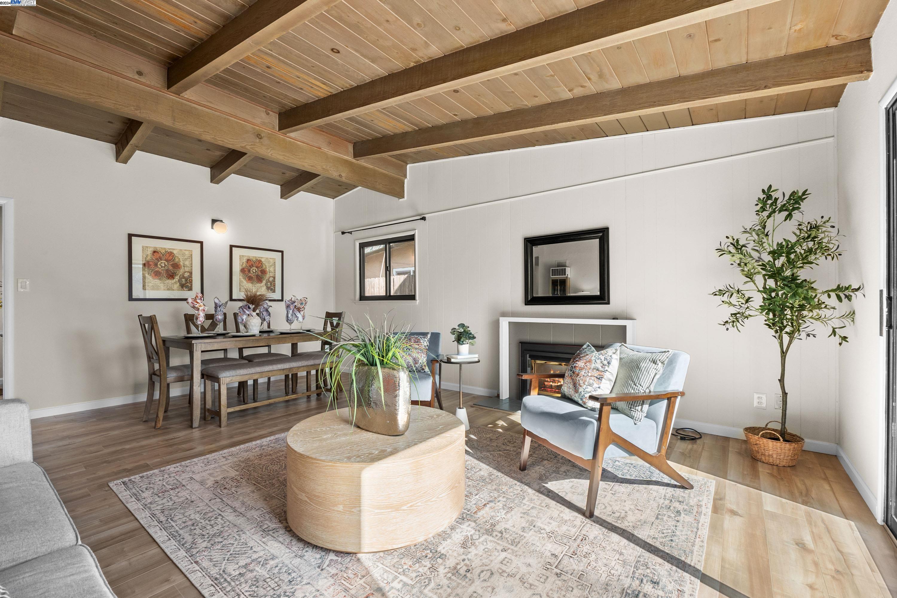 Detail Gallery Image 1 of 1 For 28333 Rochelle Ave, Hayward,  CA 94544 - 3 Beds | 2 Baths