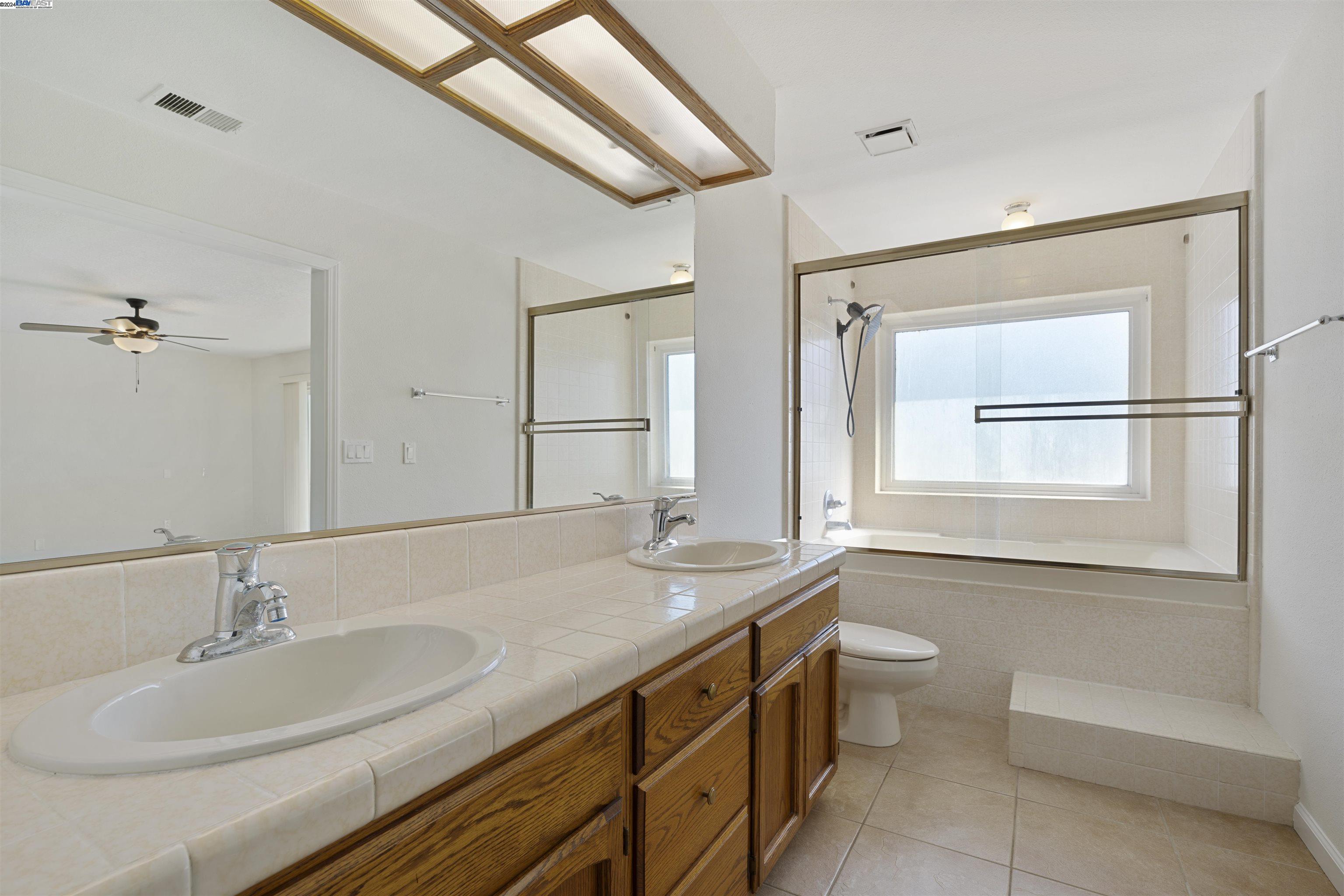 Detail Gallery Image 22 of 37 For 1295 Willow Lake Rd, Discovery Bay,  CA 94505 - 3 Beds | 2/1 Baths