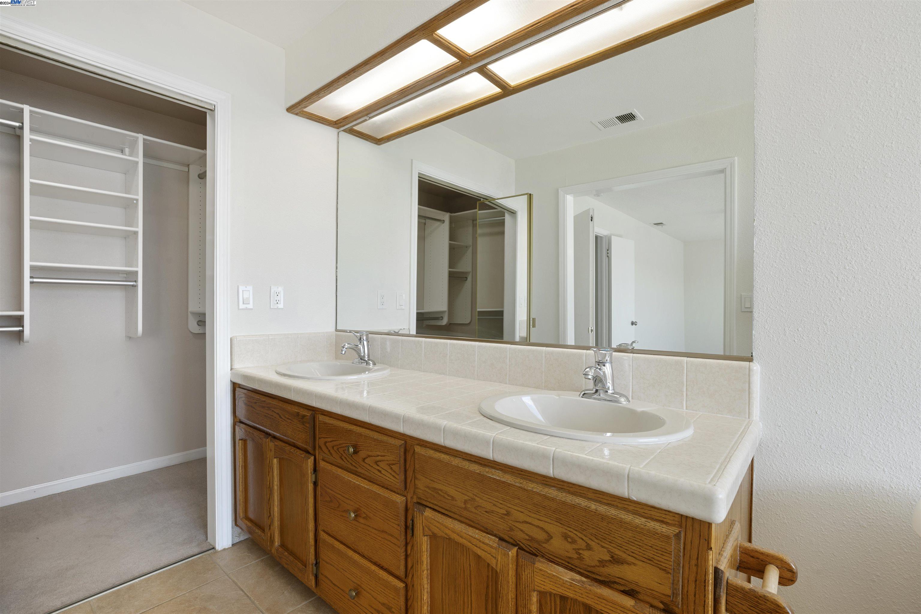 Detail Gallery Image 23 of 37 For 1295 Willow Lake Rd, Discovery Bay,  CA 94505 - 3 Beds | 2/1 Baths