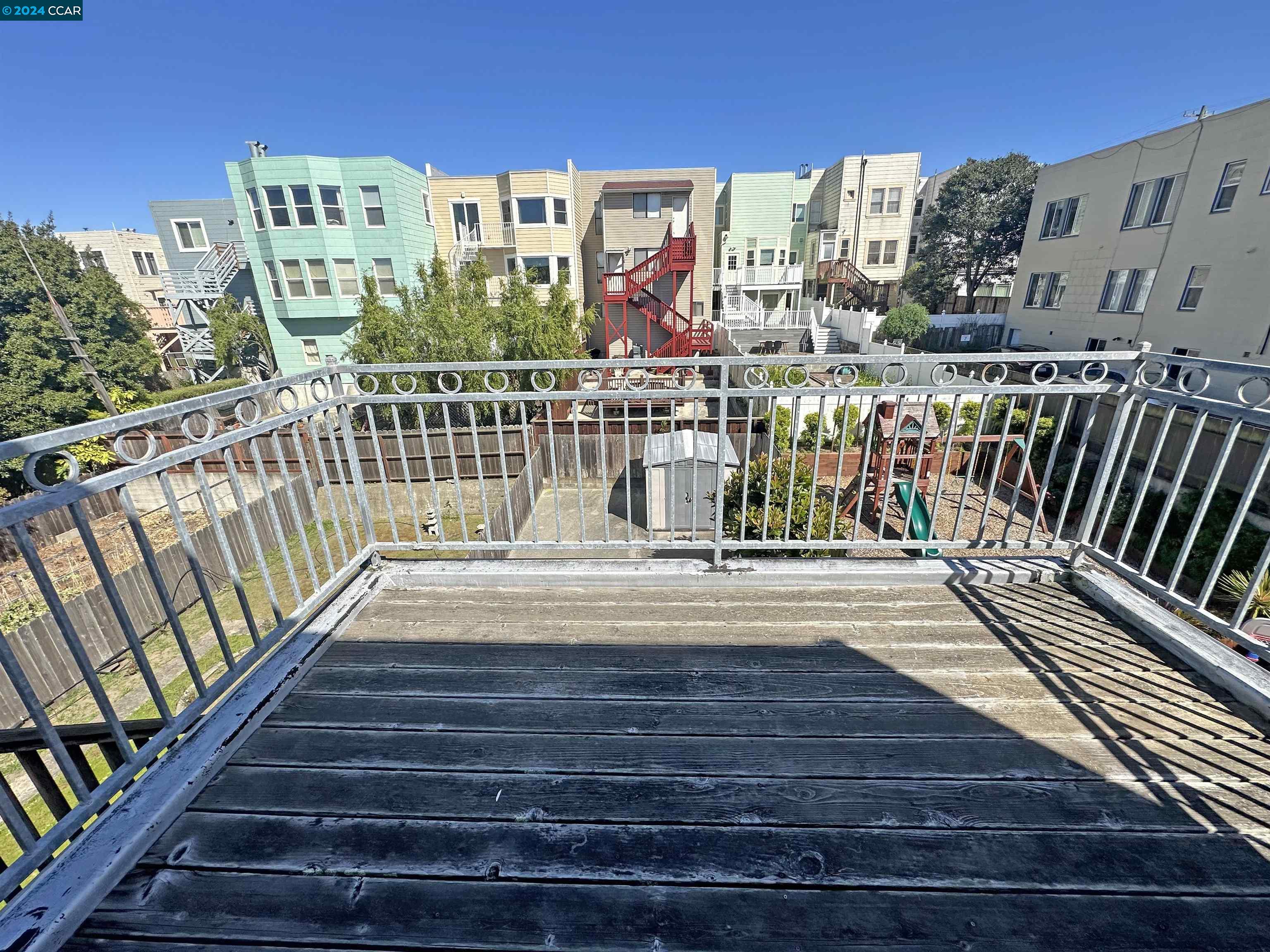 Detail Gallery Image 14 of 18 For 576 19th Ave #576,  San Francisco,  CA 94121 - 3 Beds | 2 Baths